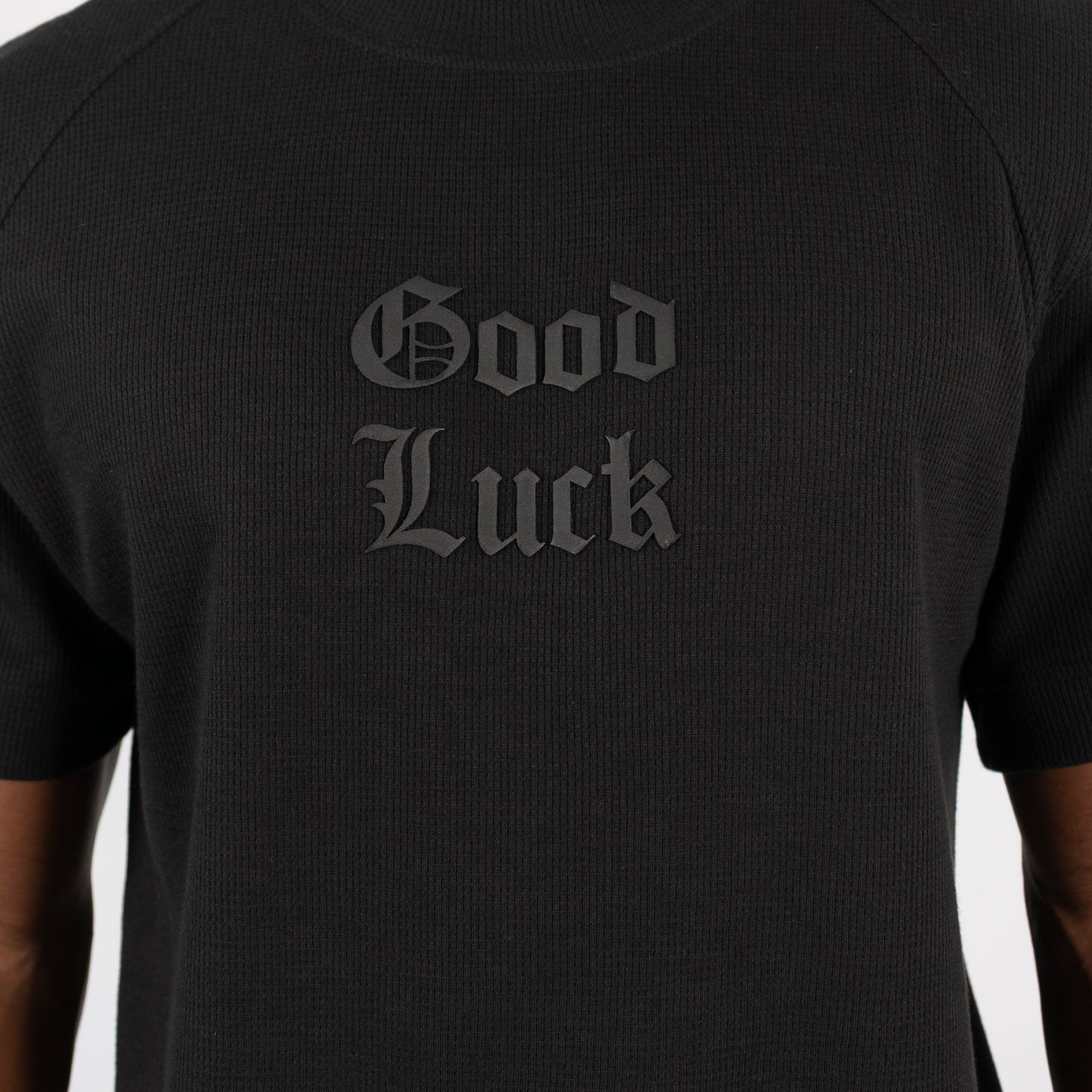 Camiseta hombre textura negra