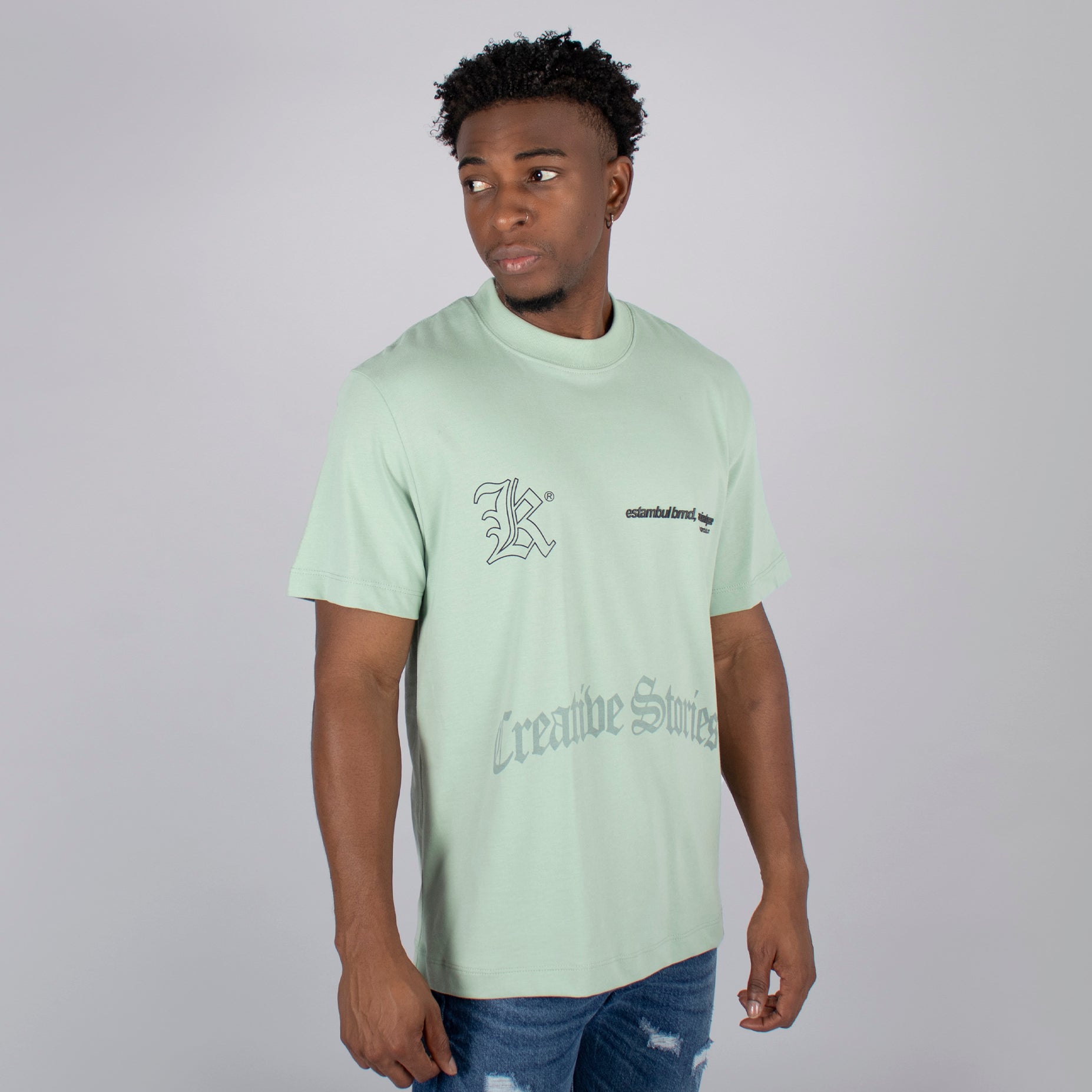 Oversize  hombre R. Creative