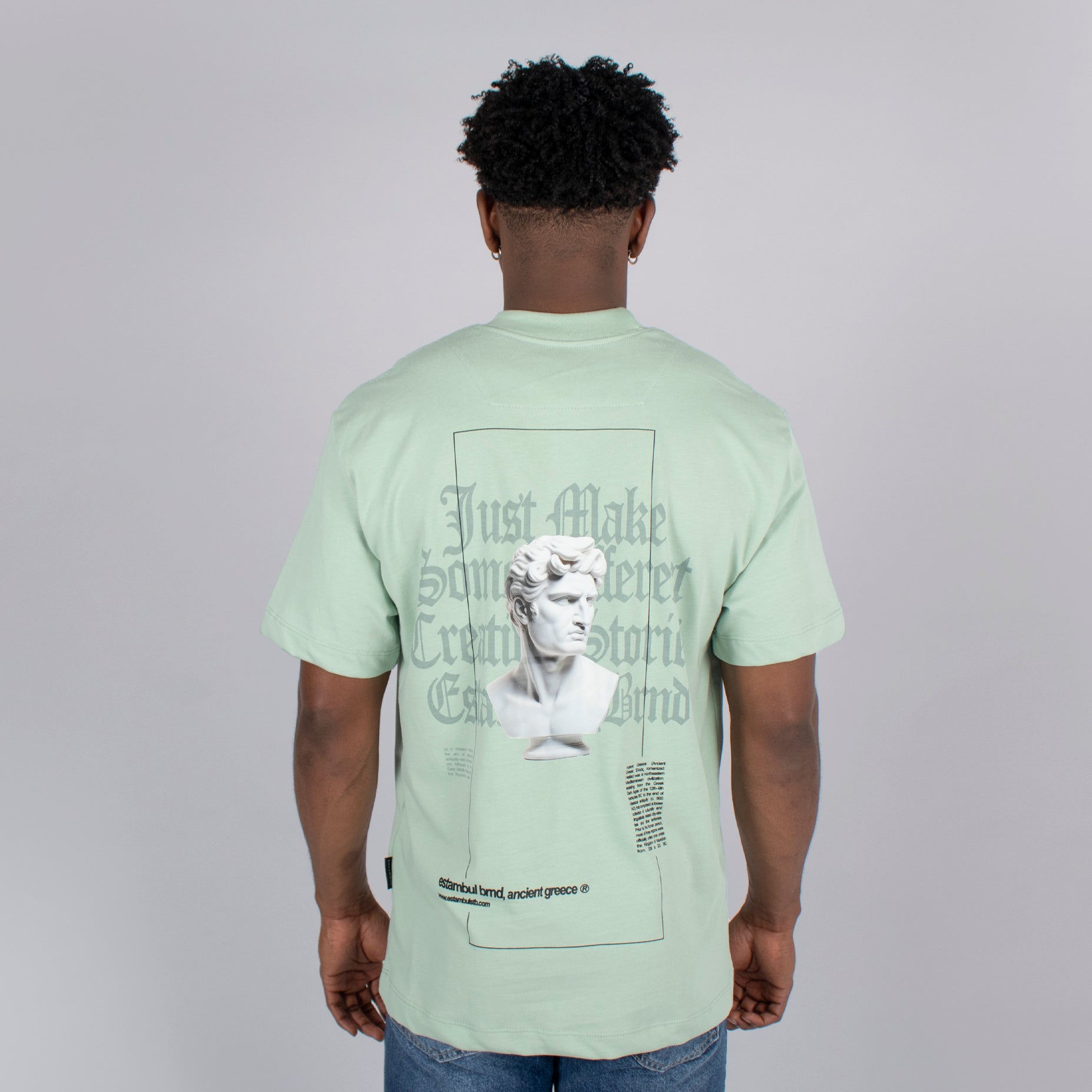 Oversize  hombre R. Creative