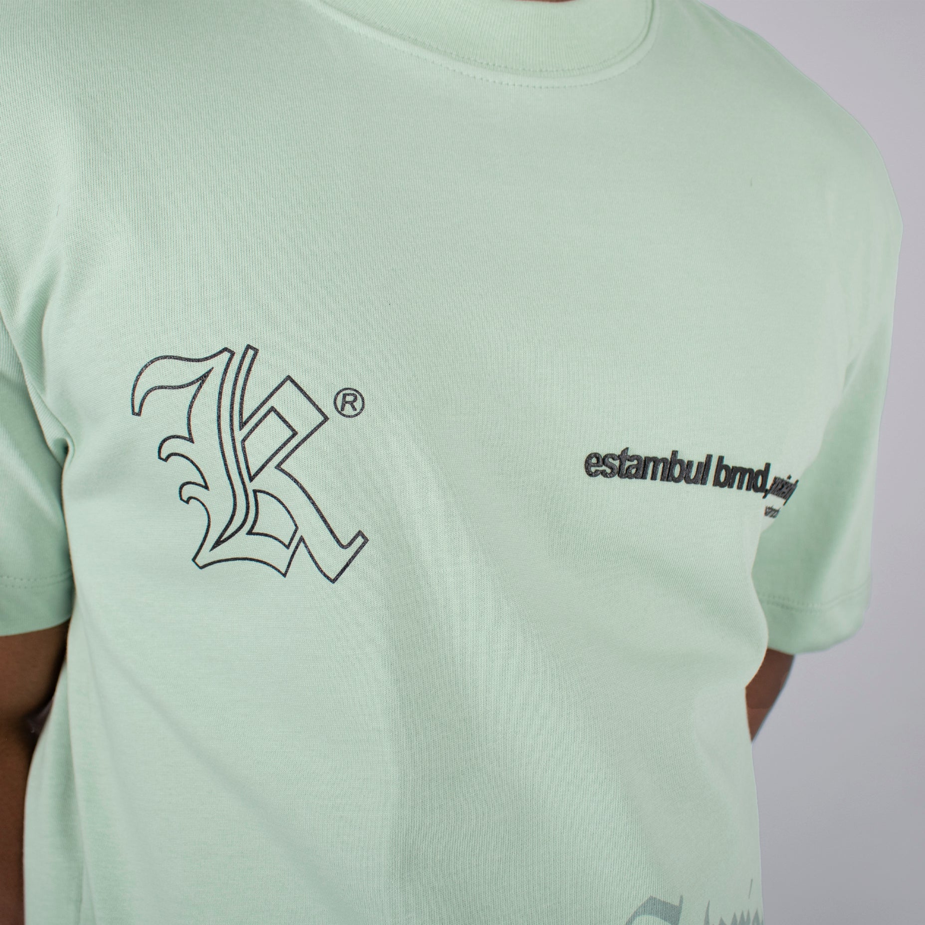 Oversize  hombre R. Creative