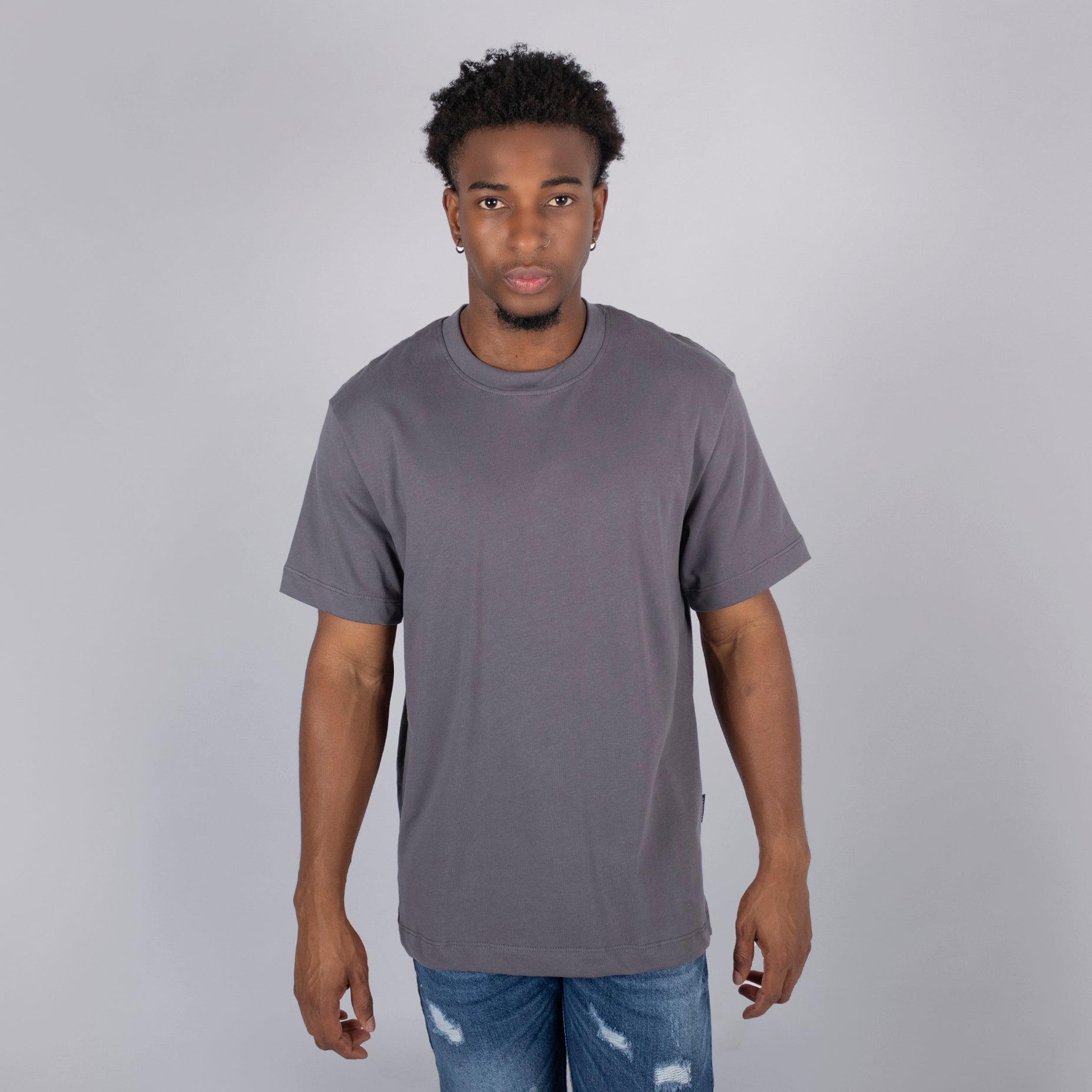 Camiseta hombre basica plomo