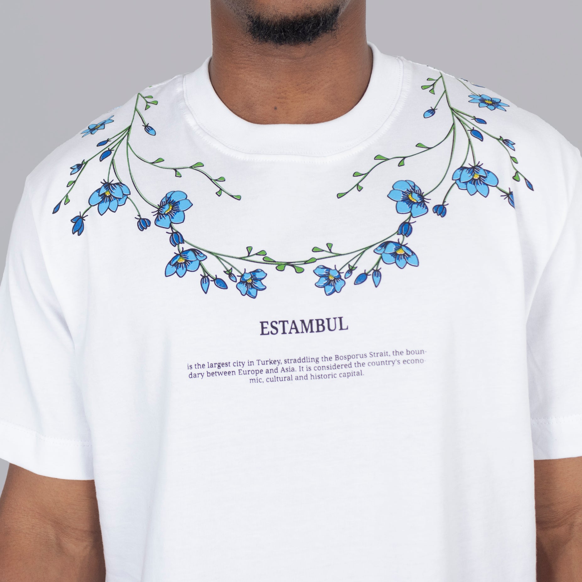 Camiseta hombre flores