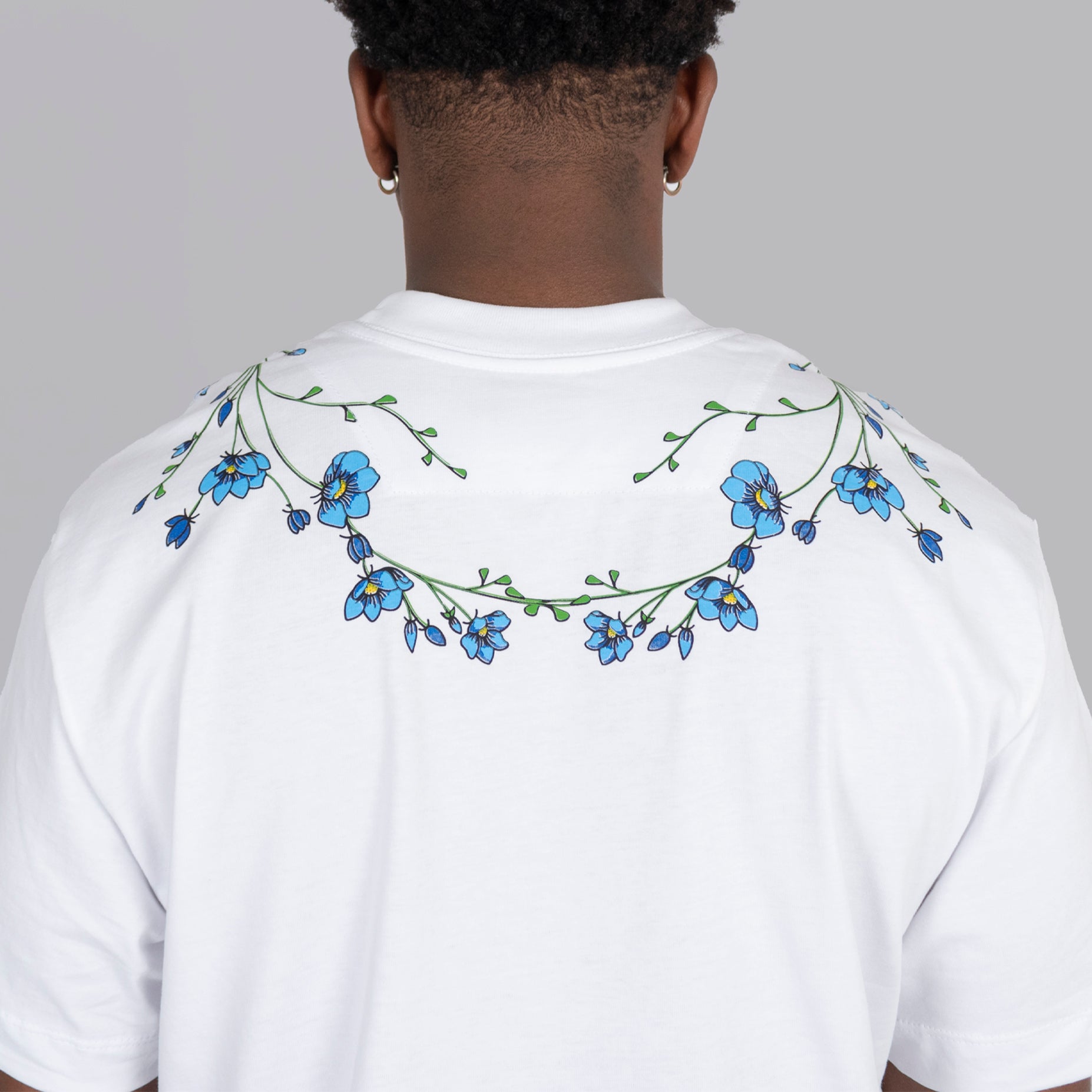 Camiseta hombre flores