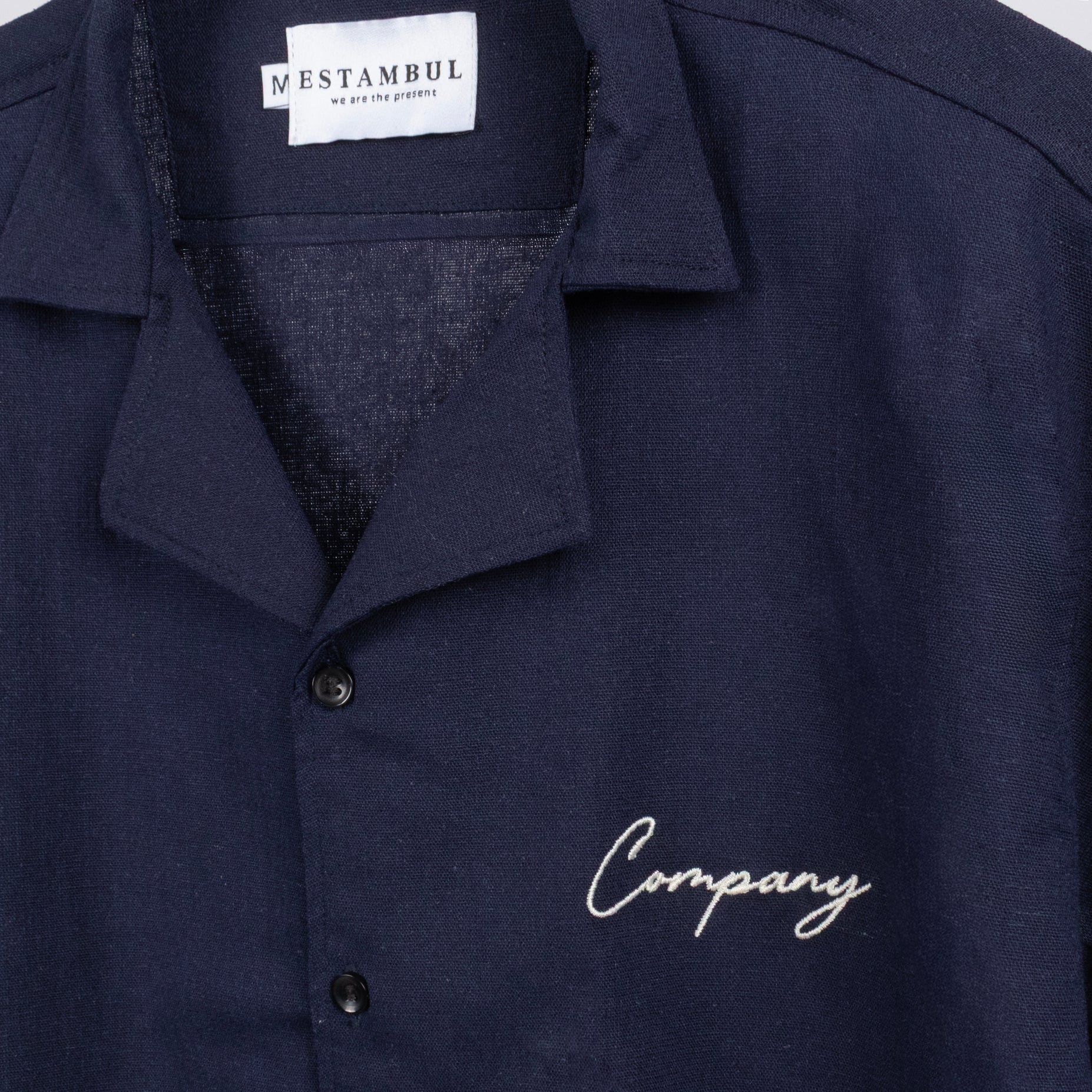 Conjunto hombre azul bordado