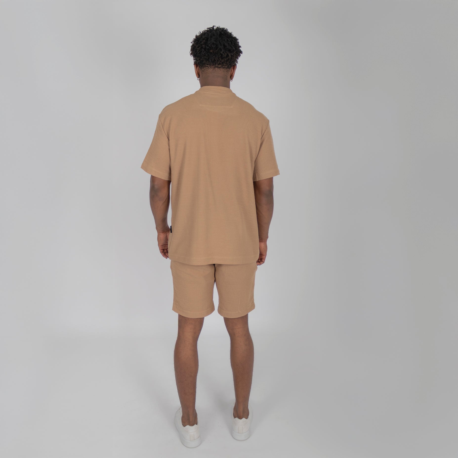 Conjunto hombre textura expresive kaki