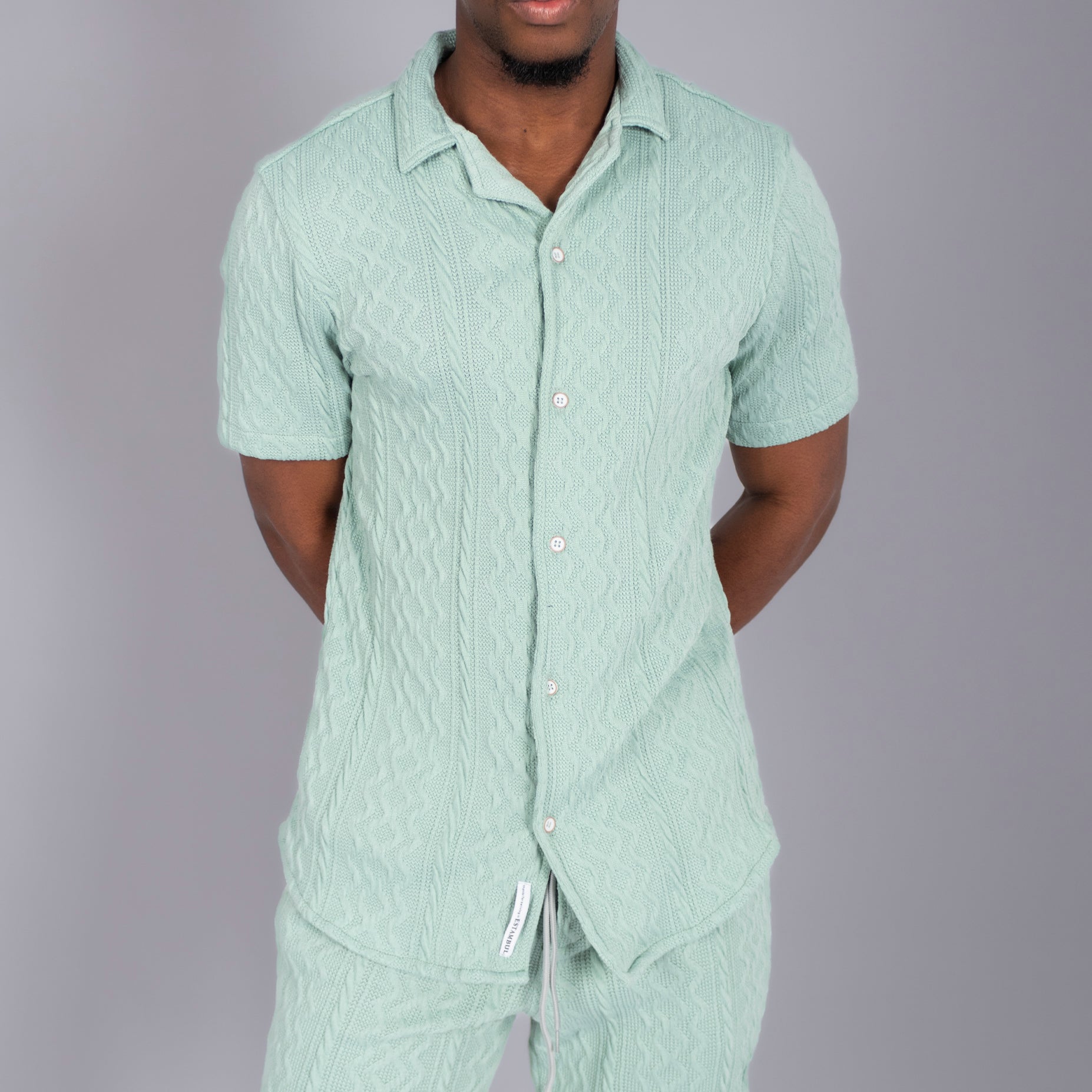 Conjunto hombre textura verde