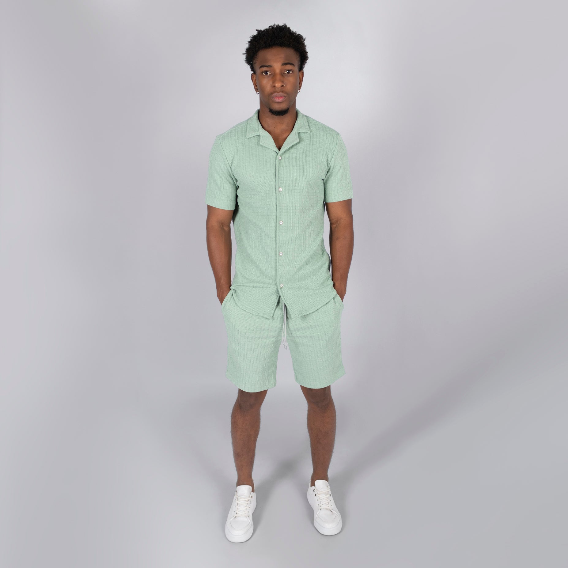 Conjunto hombre textura verde