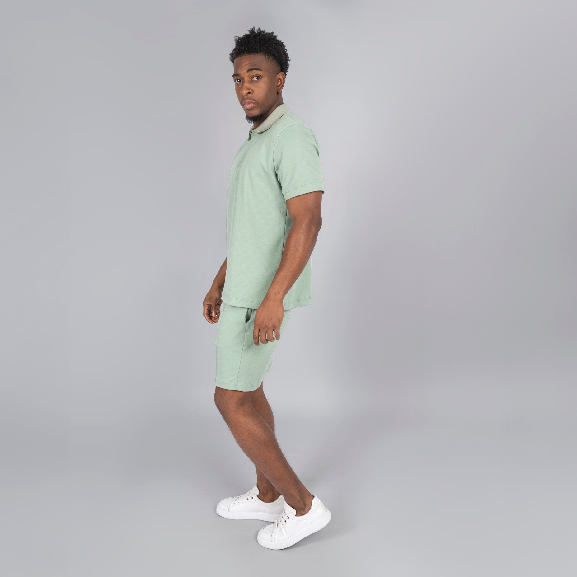 Conjunto hombre textura cierre verde