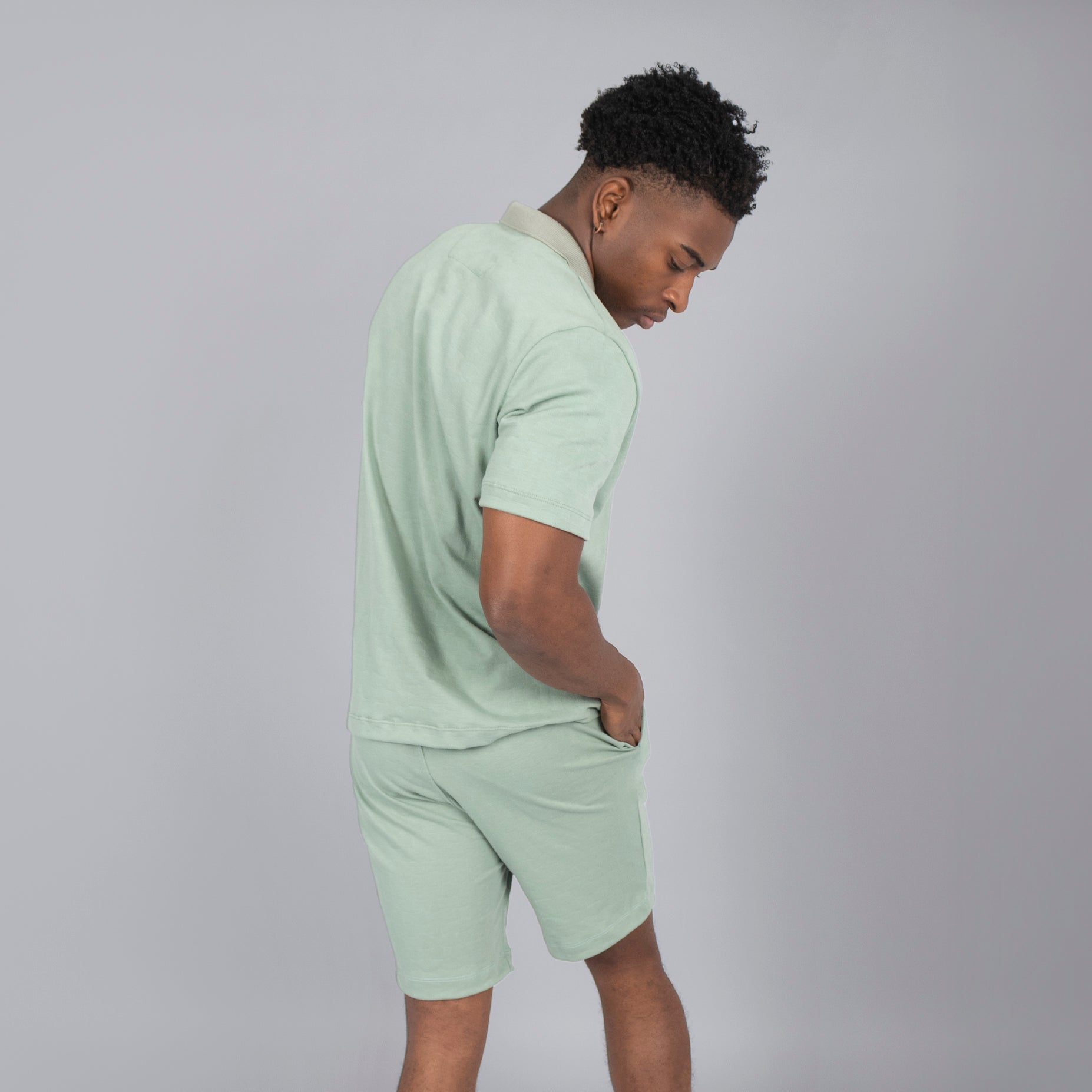 Conjunto hombre textura cierre verde