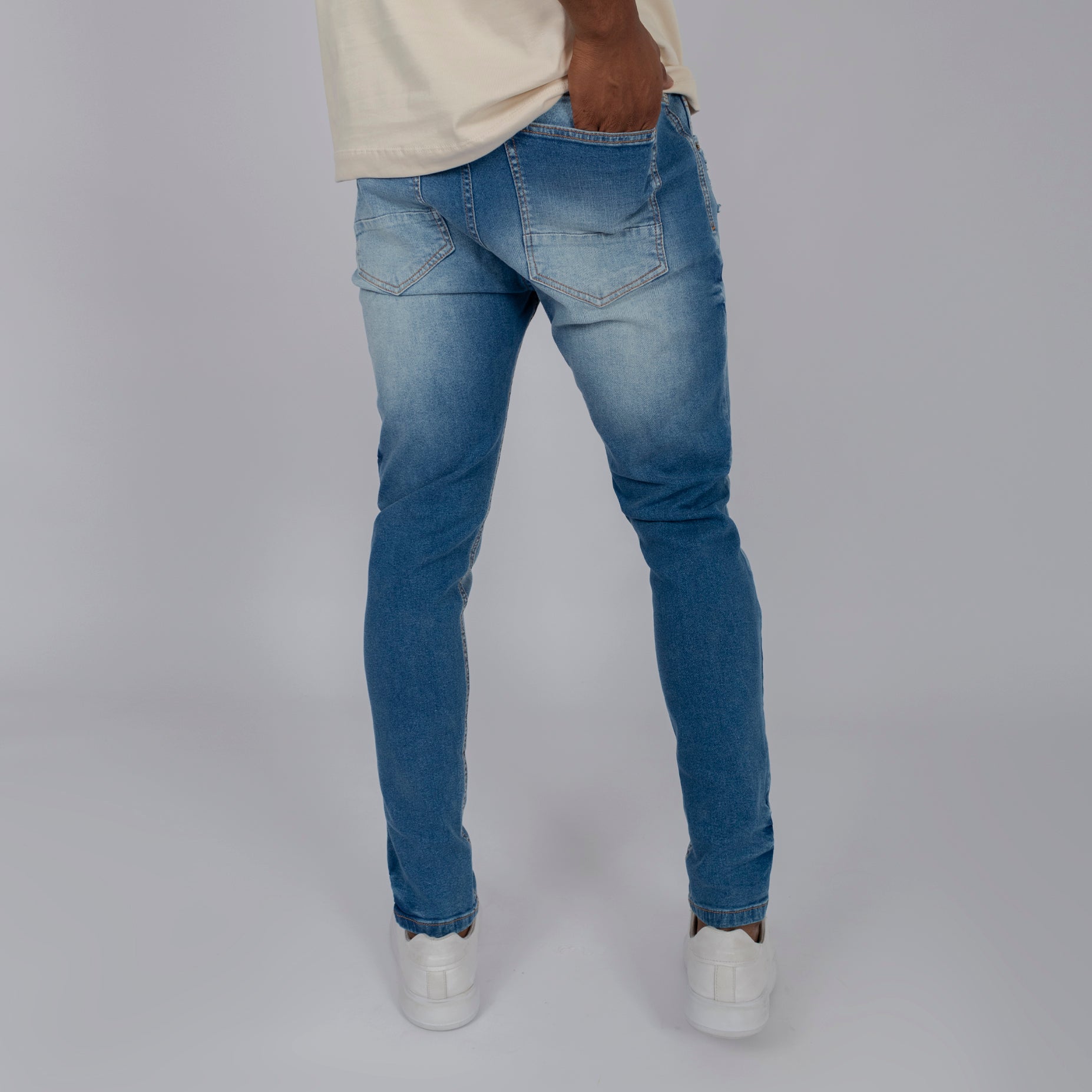 Jean hombre skinny pliegues
