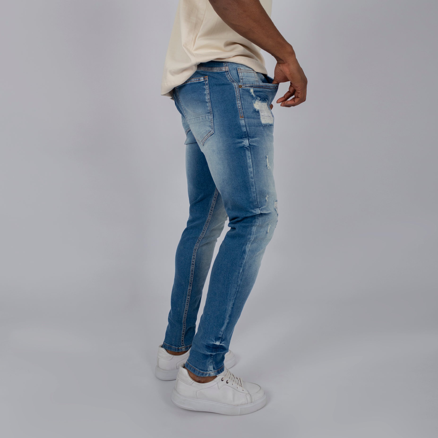 Jean hombre skinny pliegues