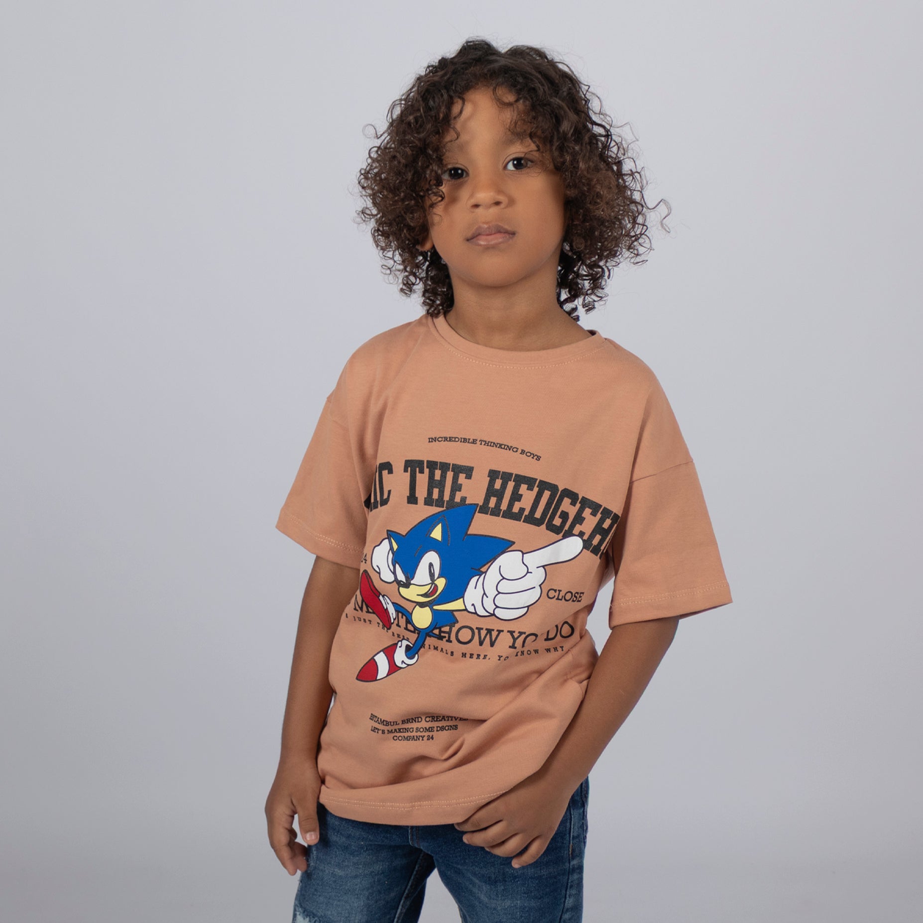 Oversize niño sonic