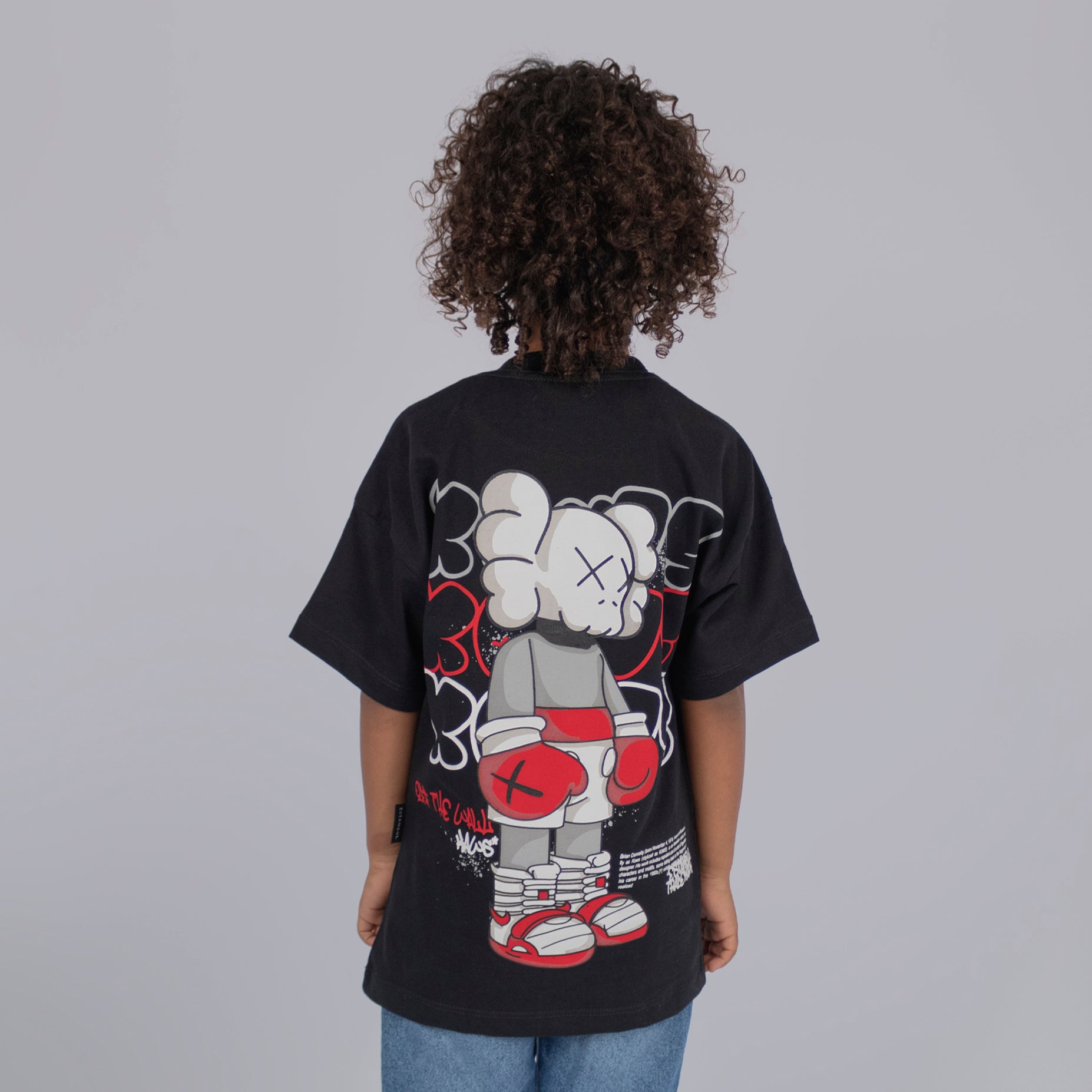 Oversize niño the wall