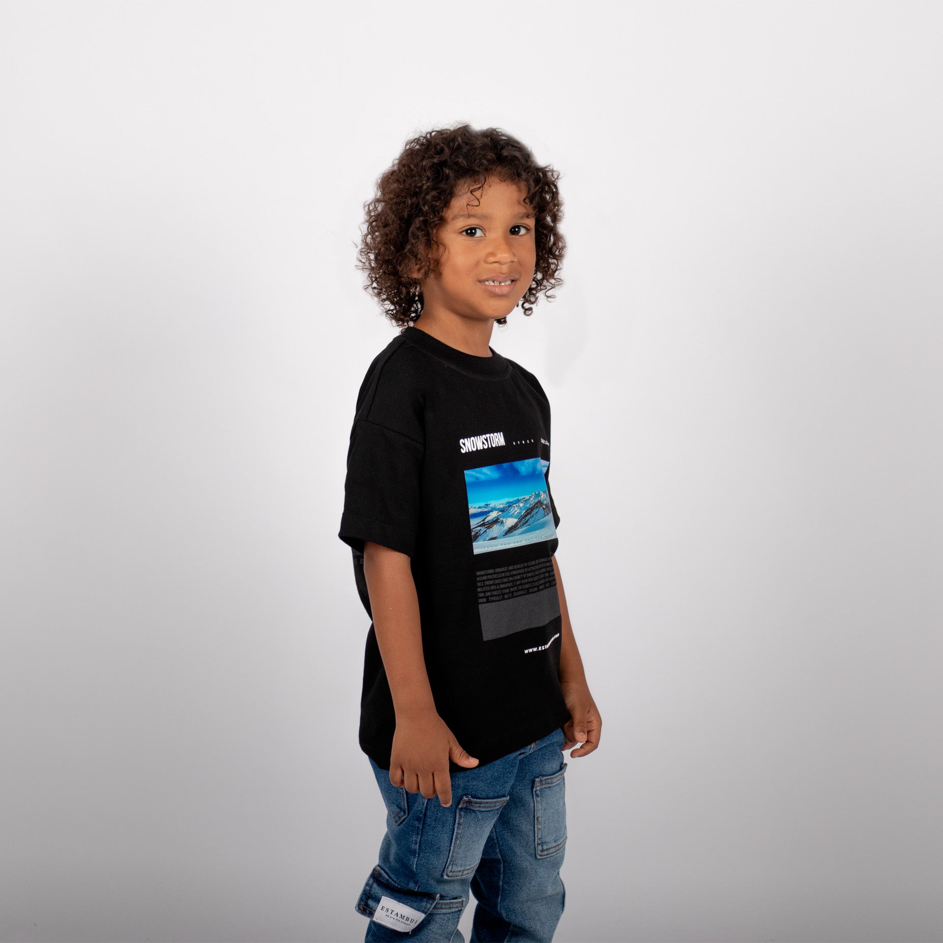 Oversize niño Snowstorm