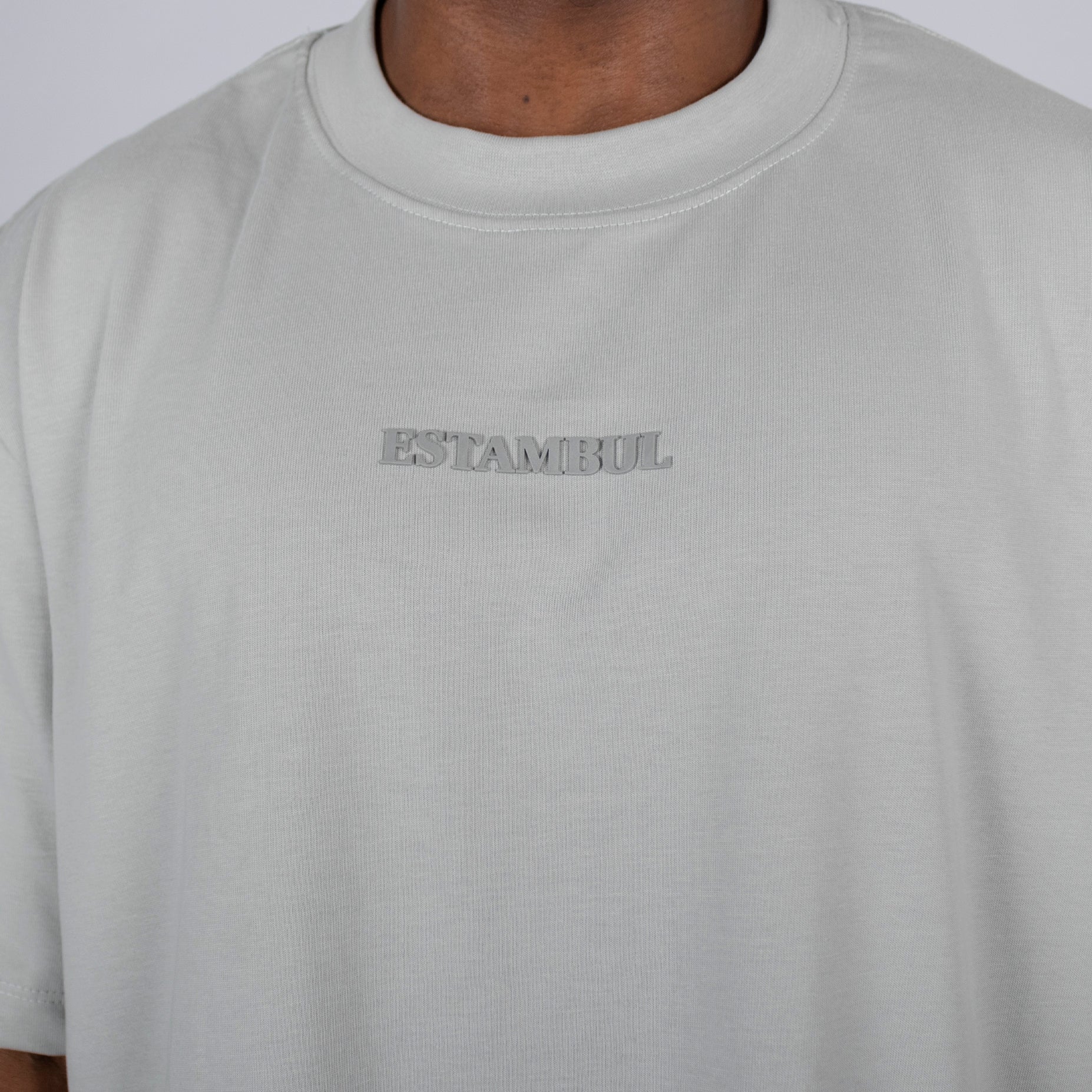 Oversize hombre basica arena