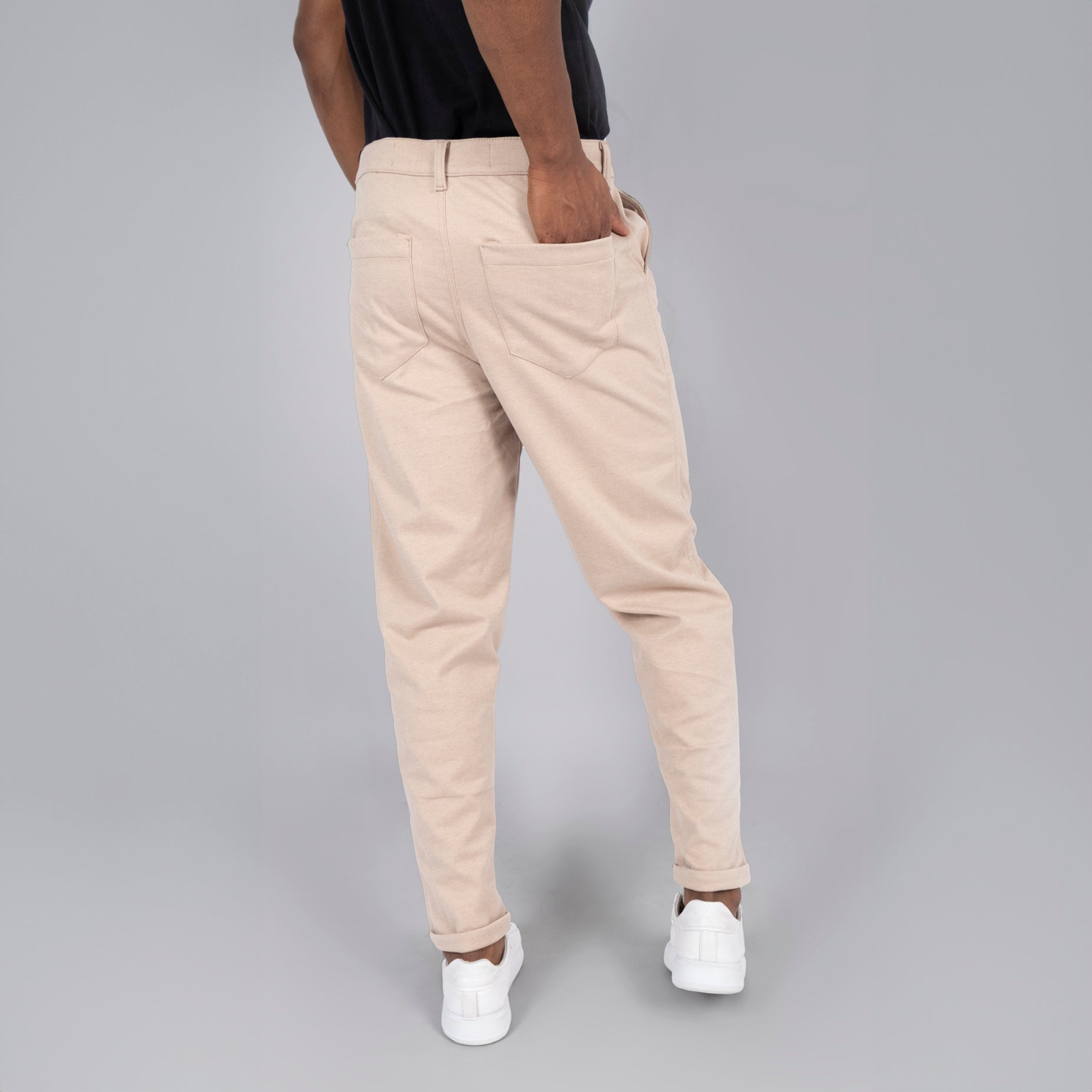 Pantalón hombre clasico beige