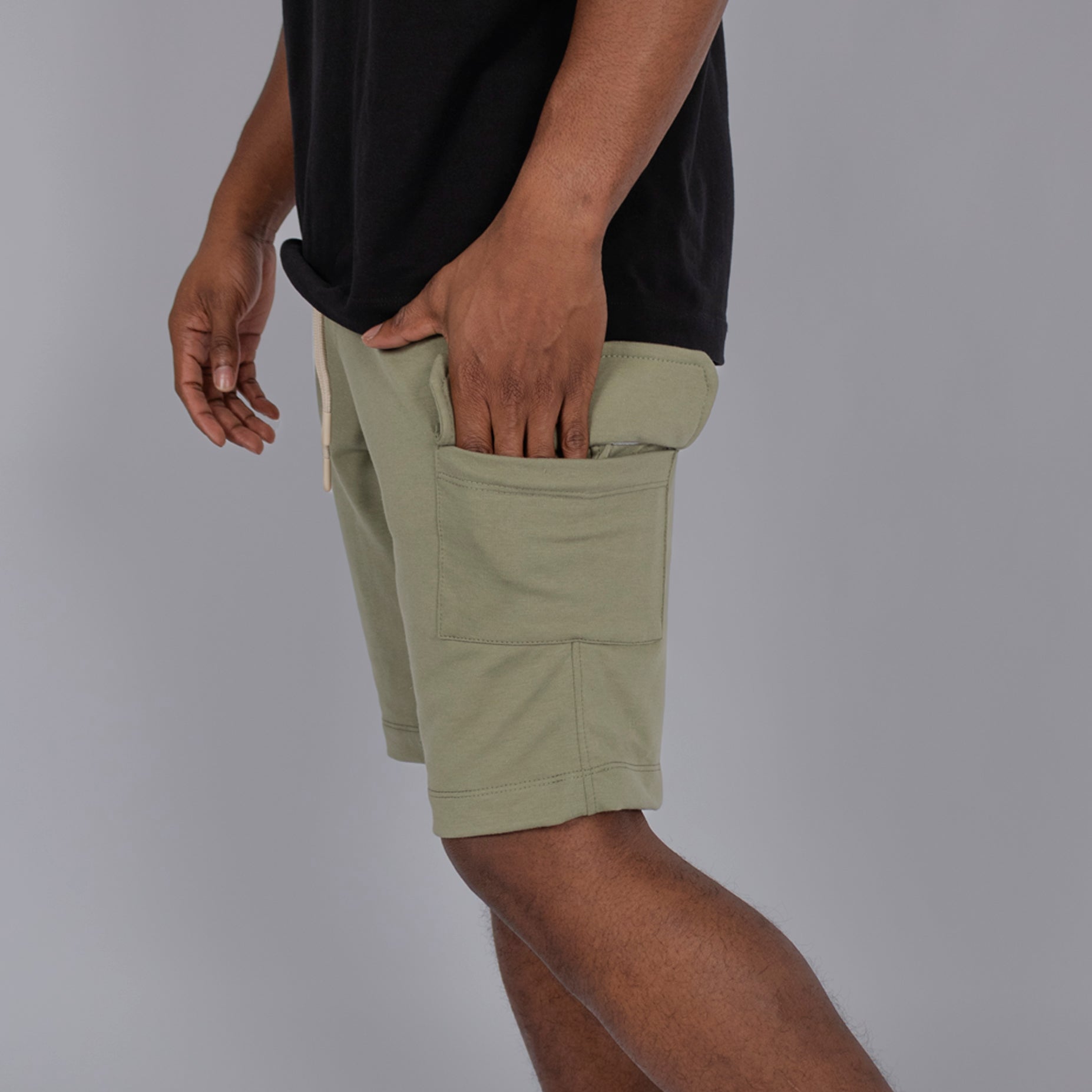 Pantaloneta hombre cargo verde