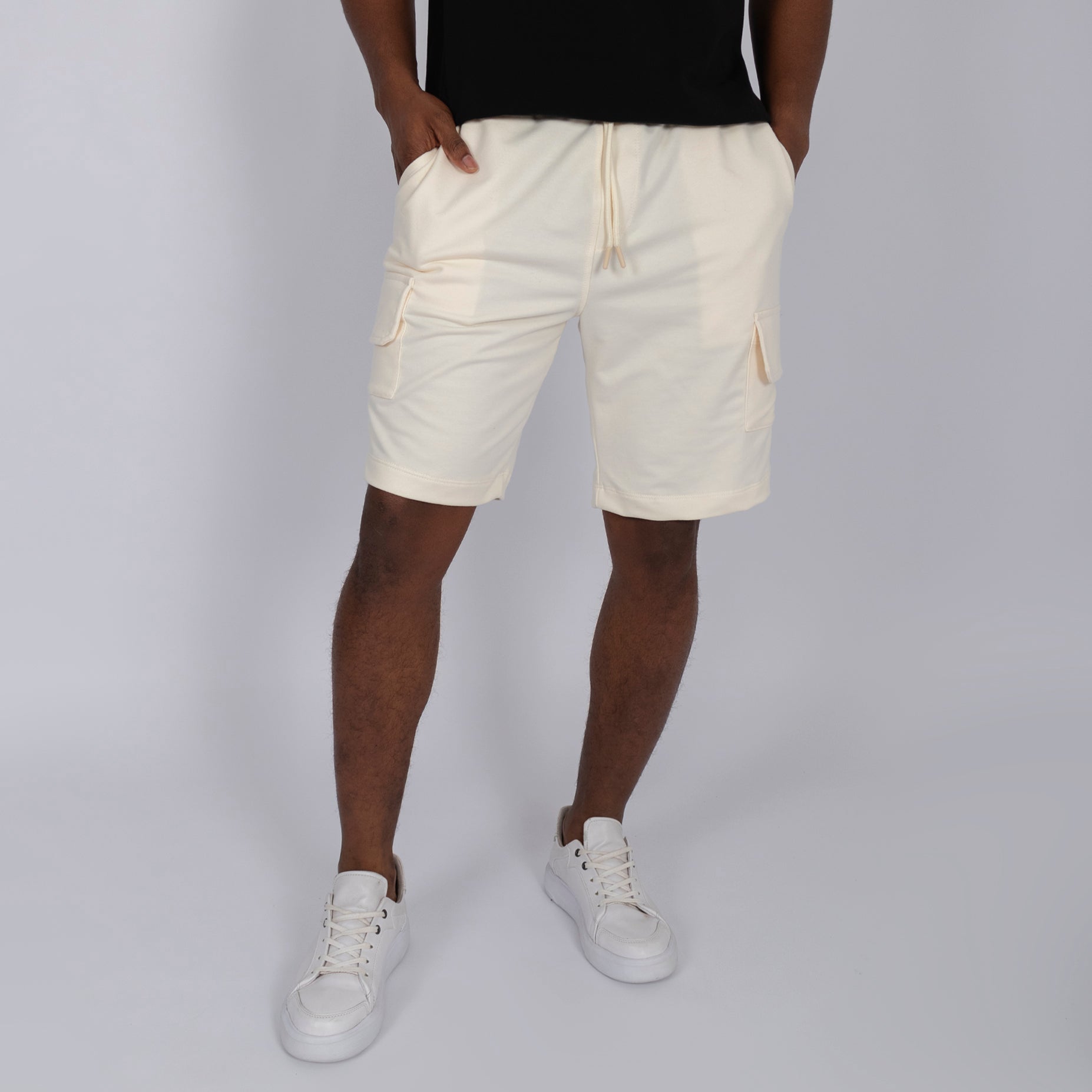 Pantaloneta hombre cargo marfil