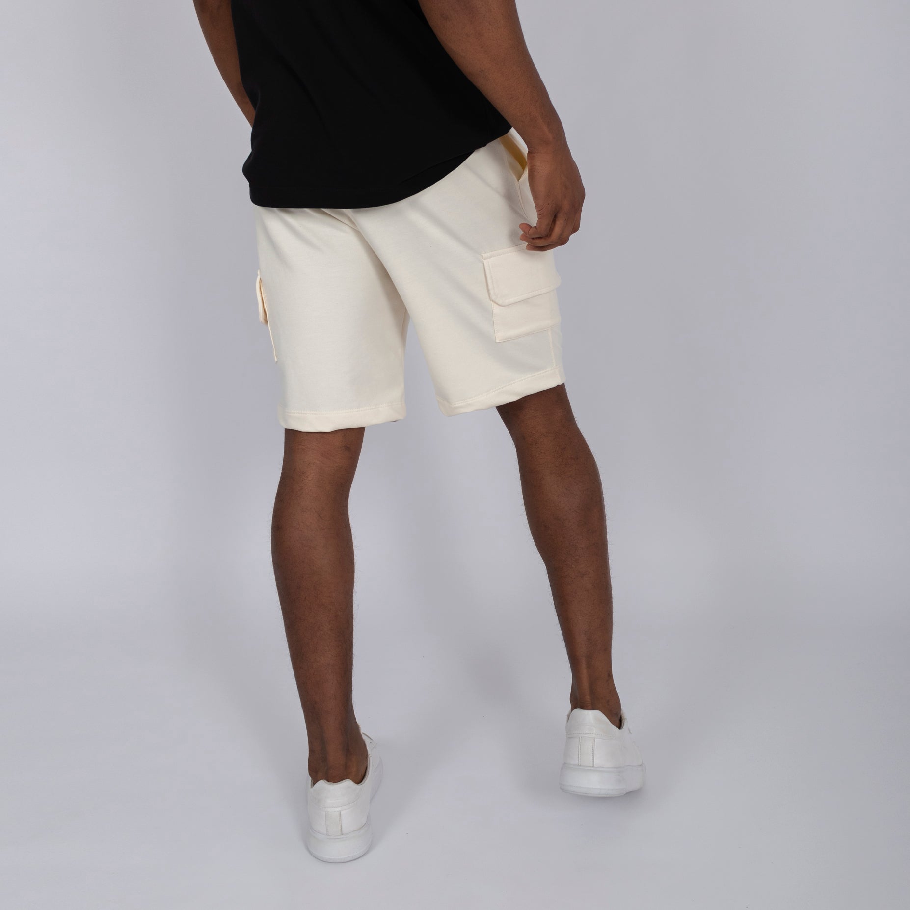 Pantaloneta hombre cargo marfil