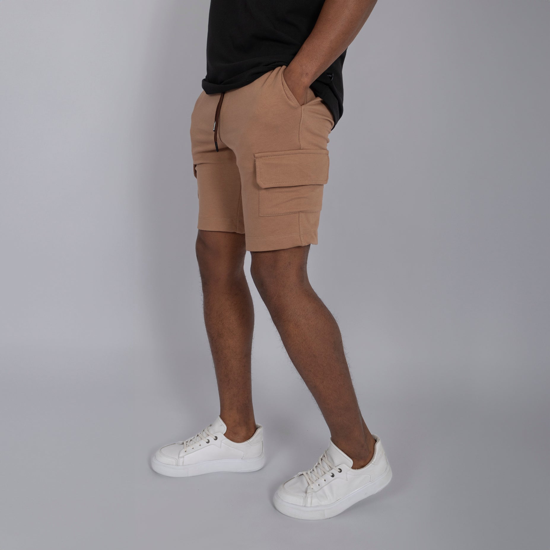 Pantaloneta hombre cargo cafe