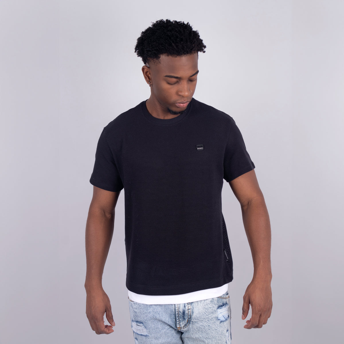 Camiseta hombre Textura Aplique Negra
