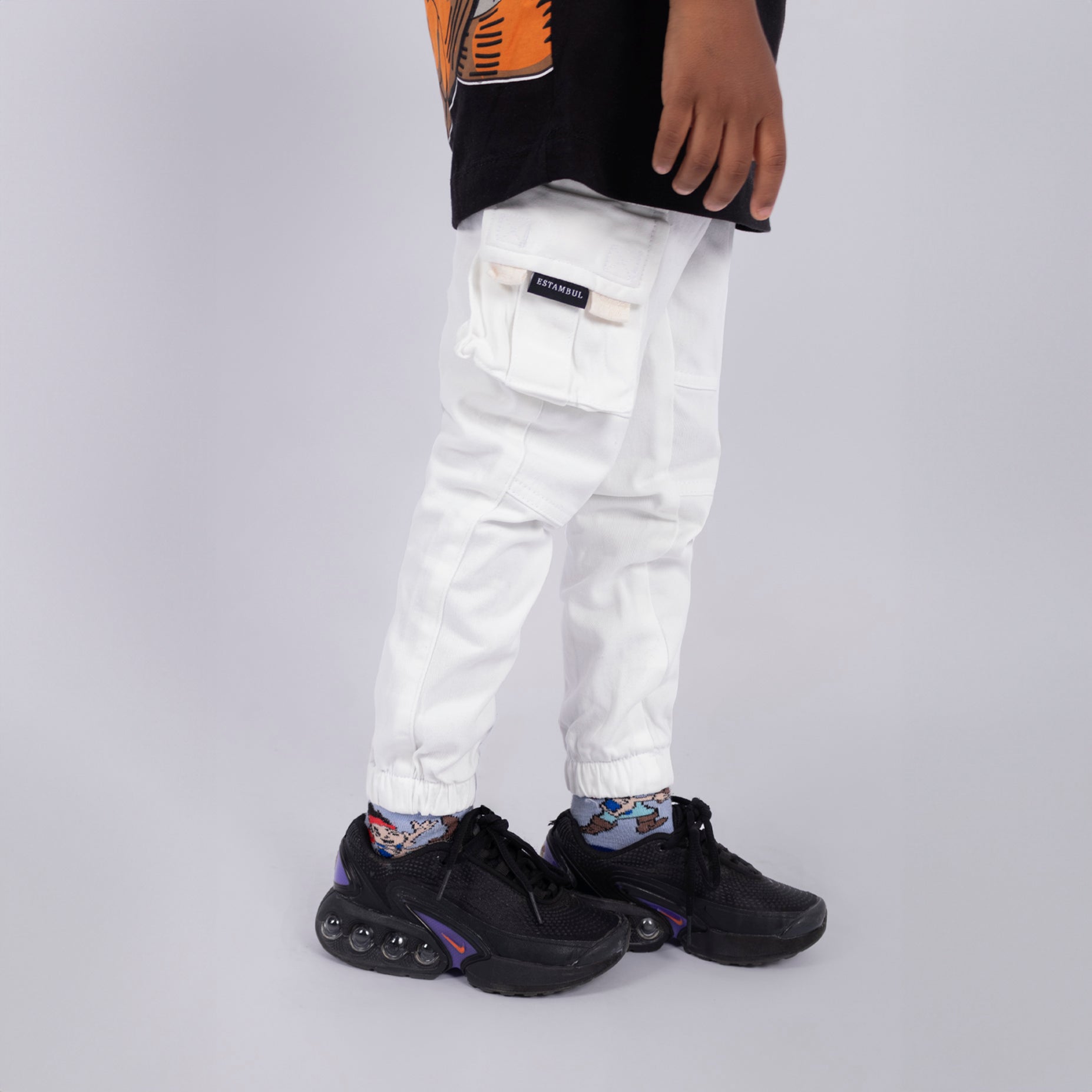 Jogger niño en Dril Blanco