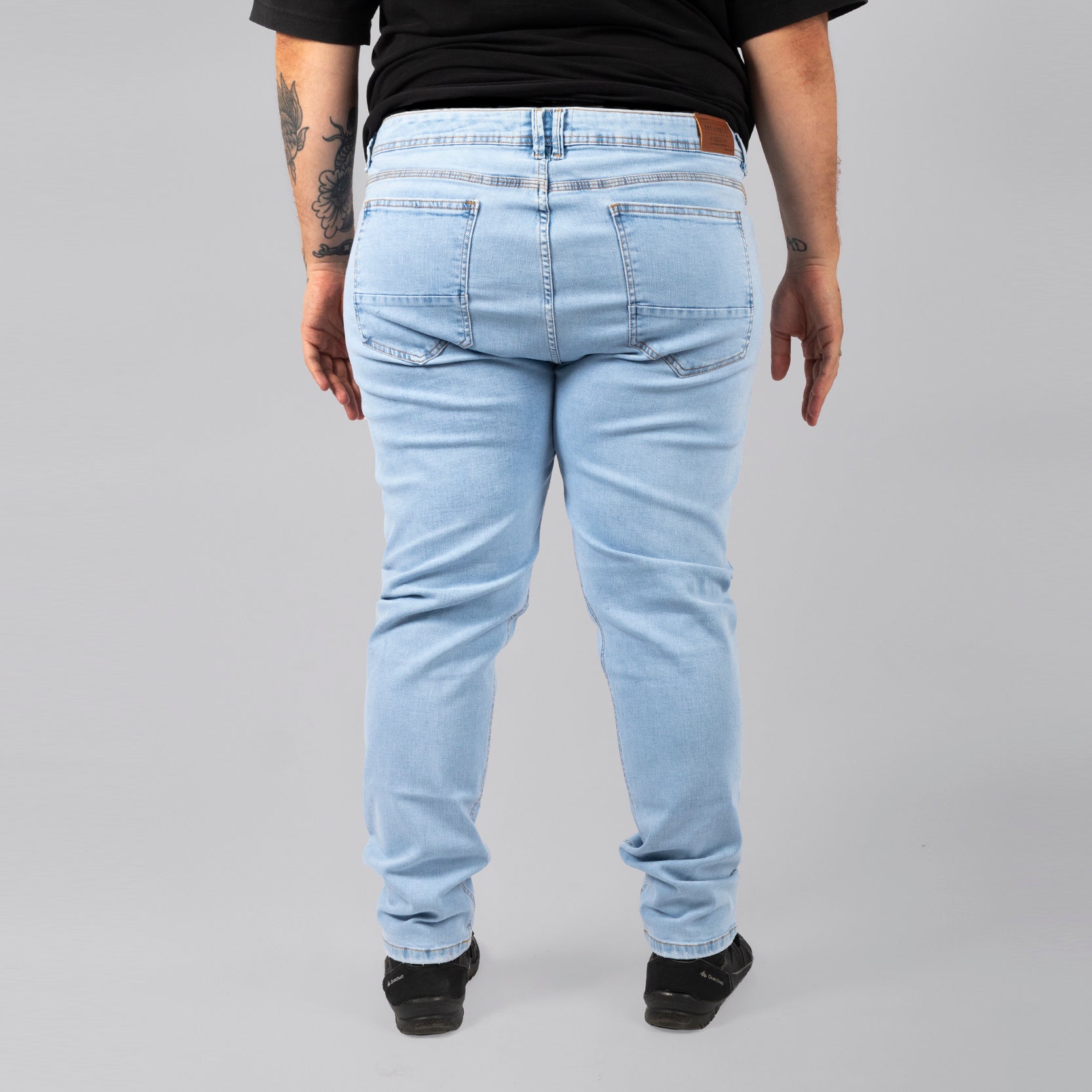 Jean hombre azul claro