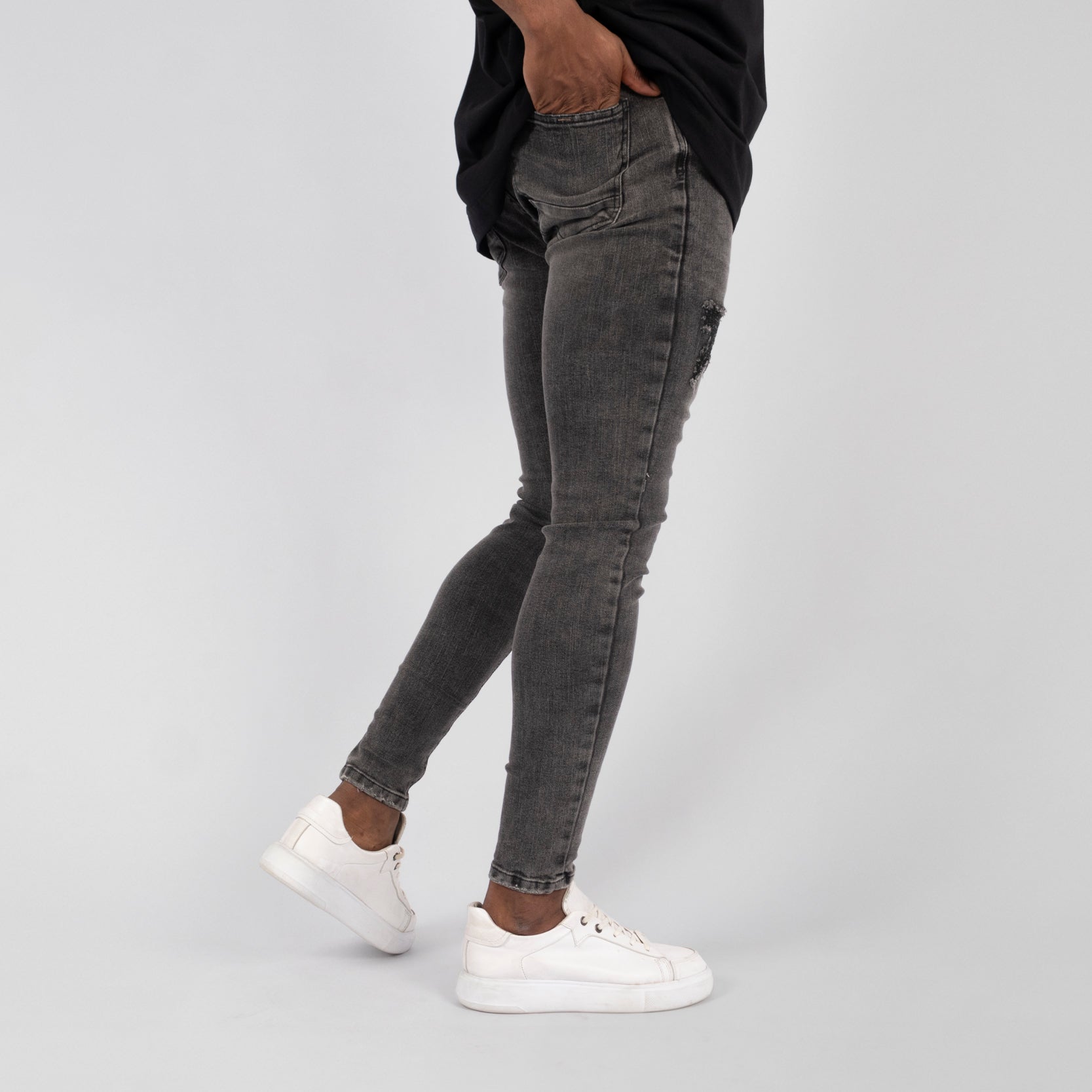 Jean hombre sky bordado