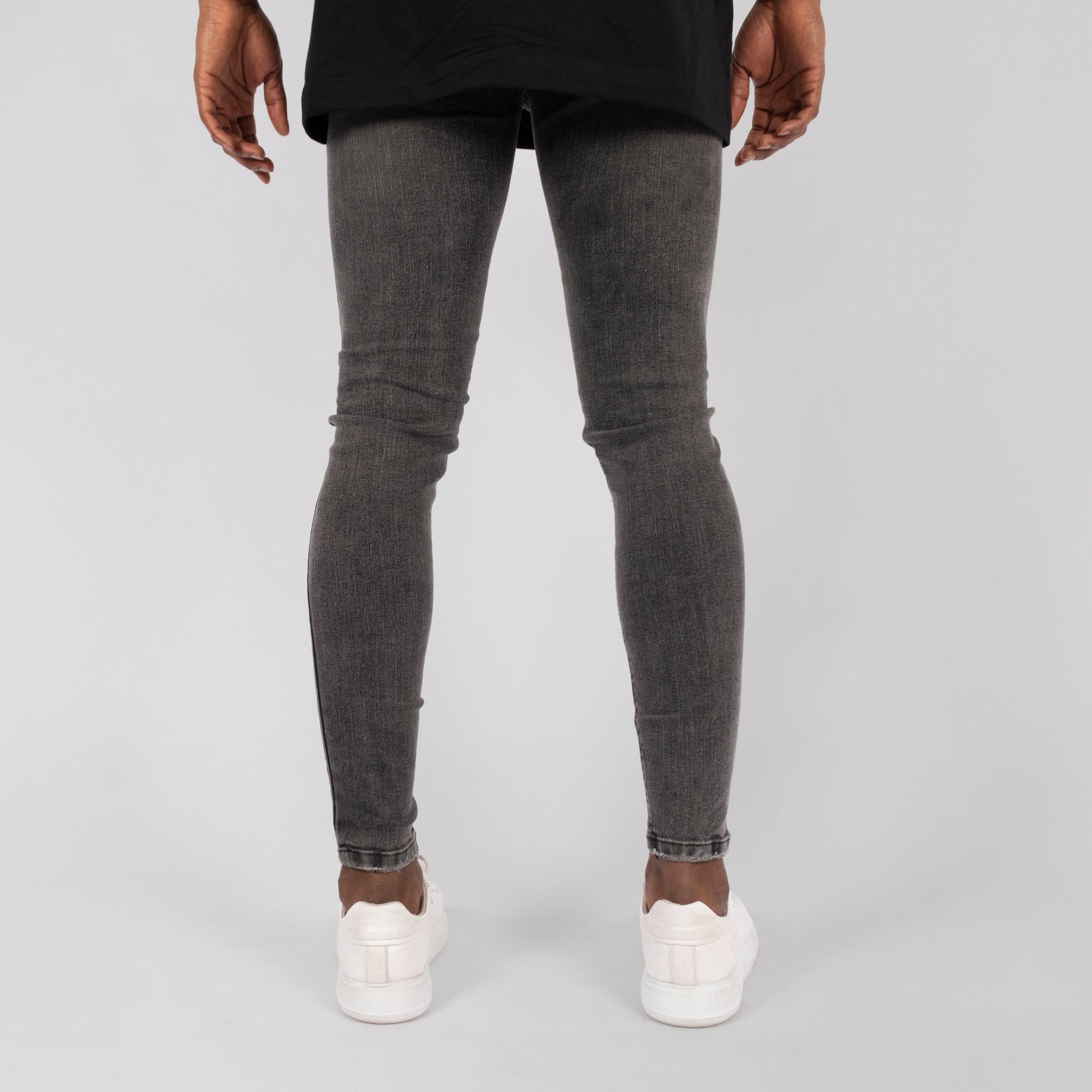 Jean hombre sky bordado