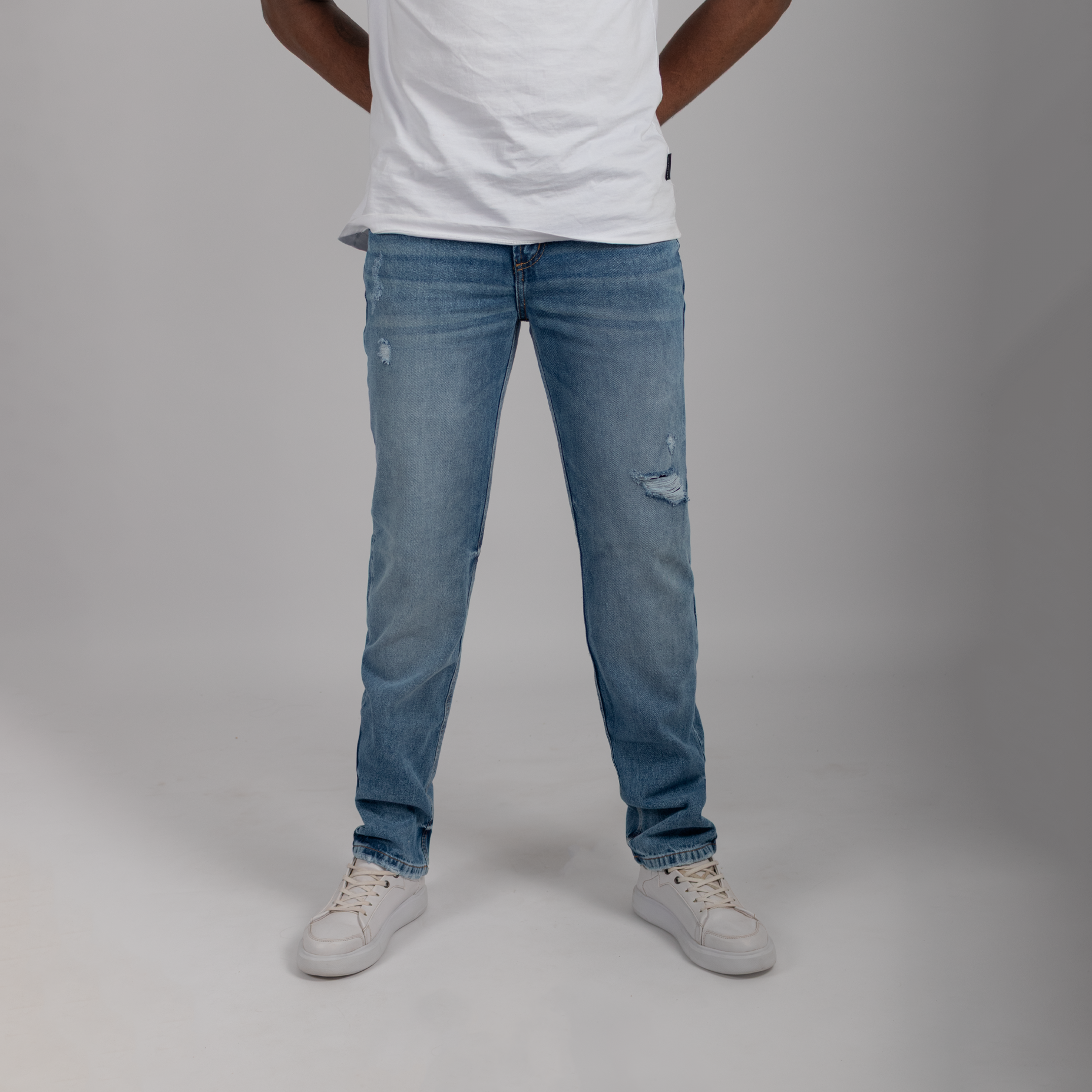 Jean hombre recto azul