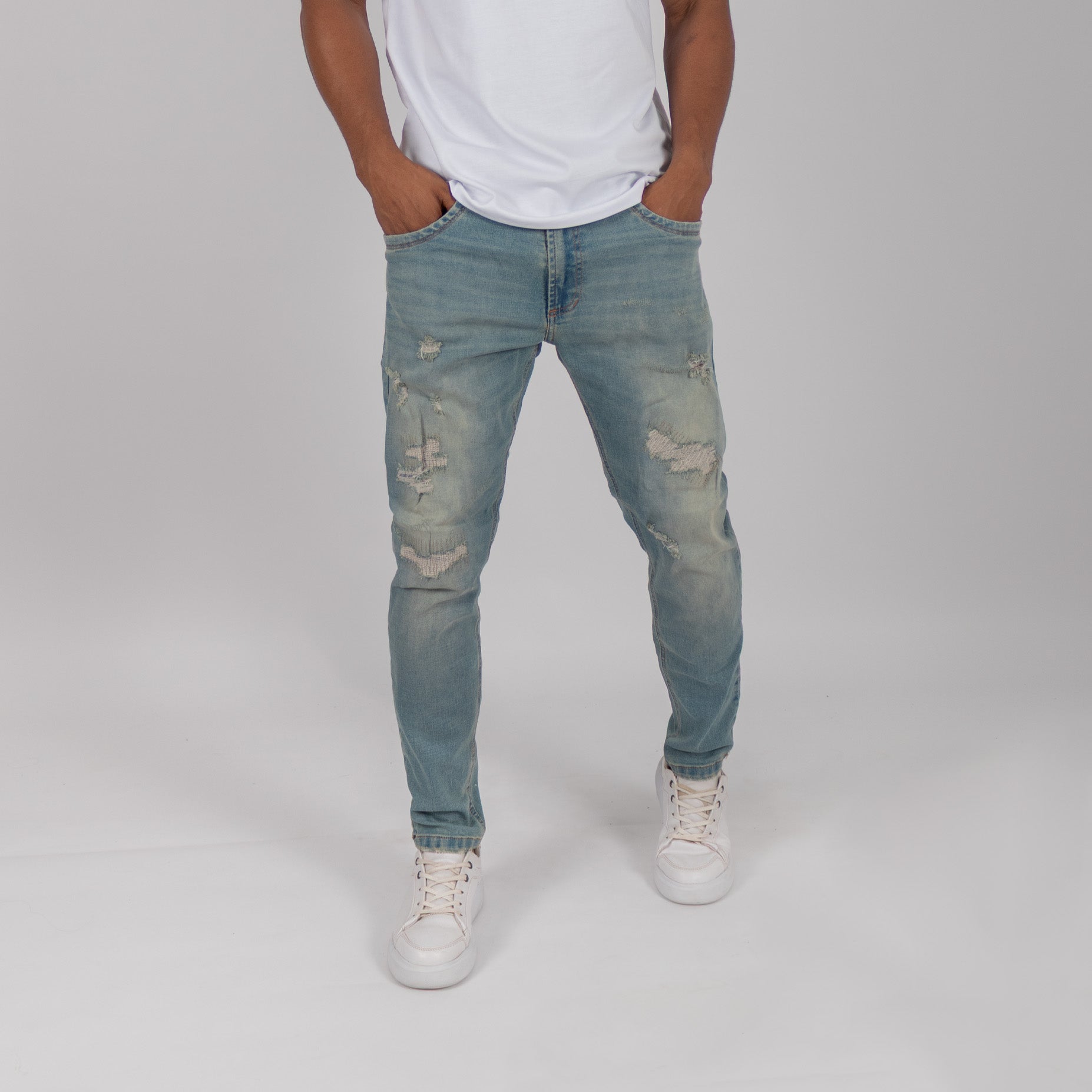 Jean hombre skinny gris