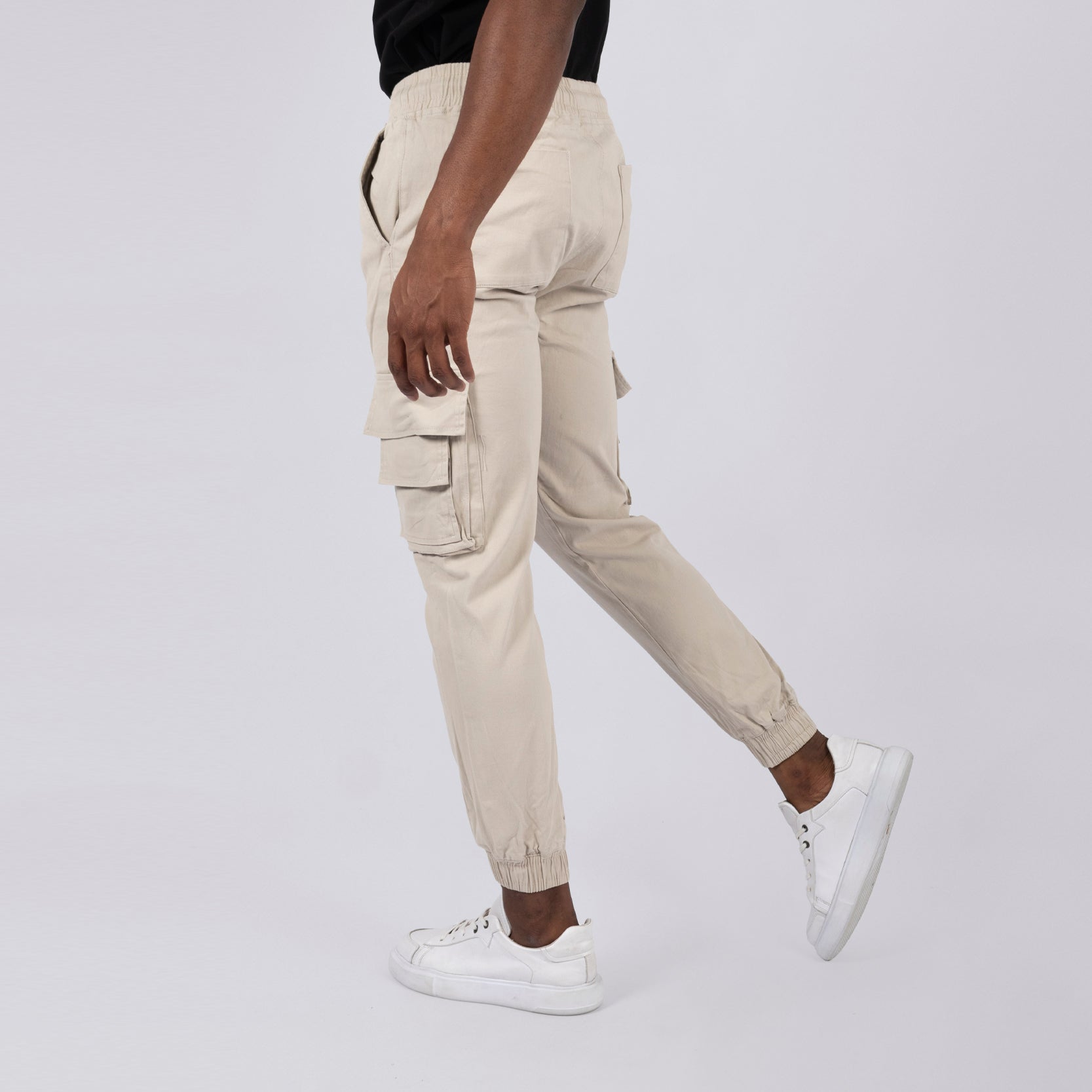 Jogger hombre beige