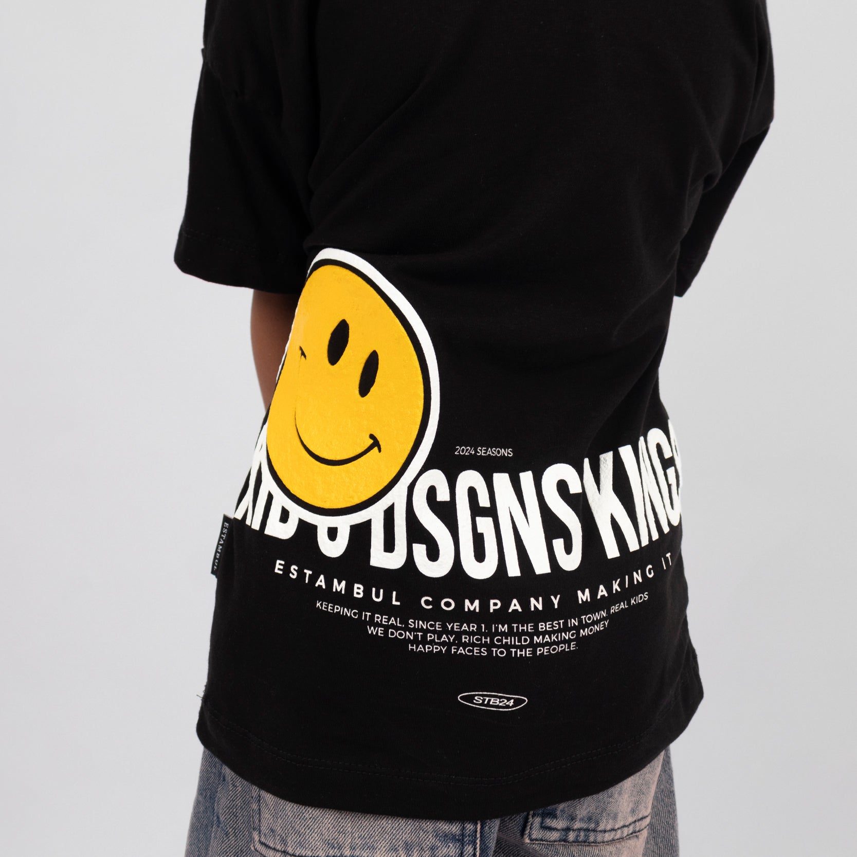 Oversize niño cara feliz