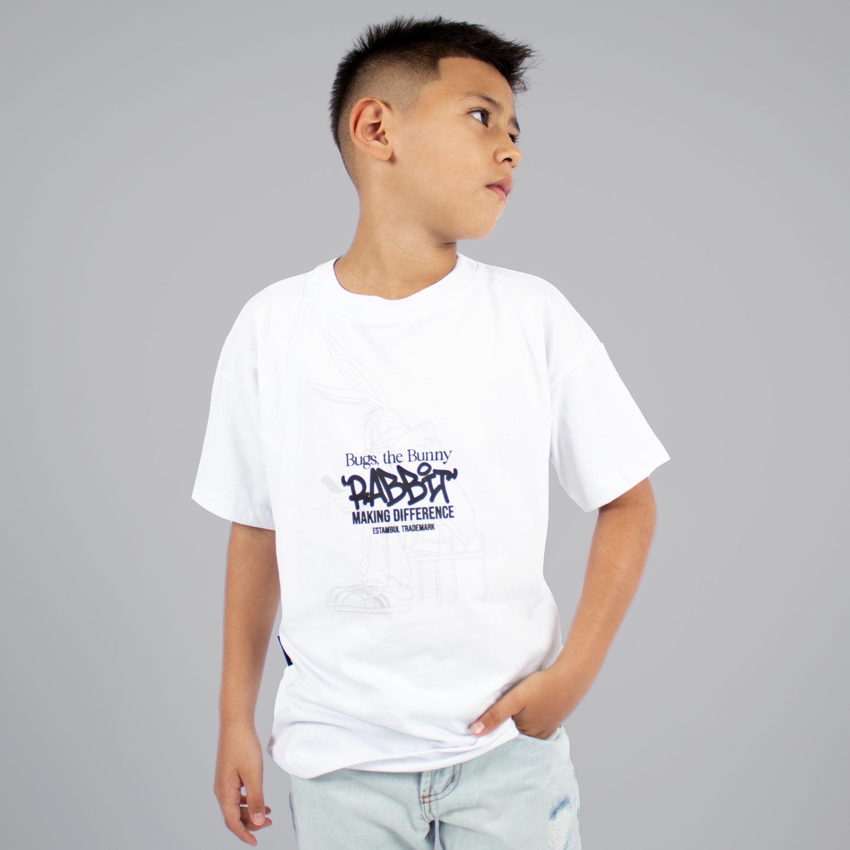 Oversize niño the bunny