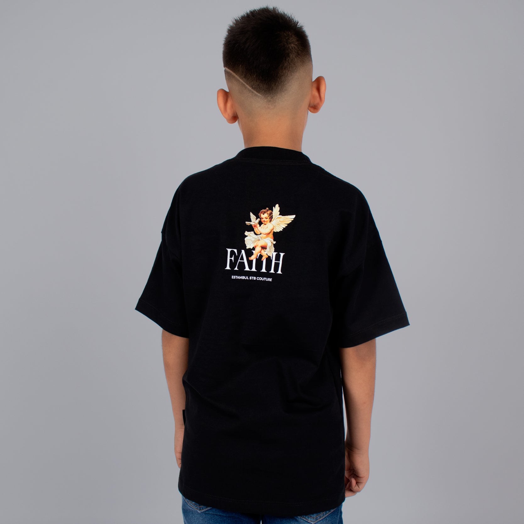 Oversize niño angel