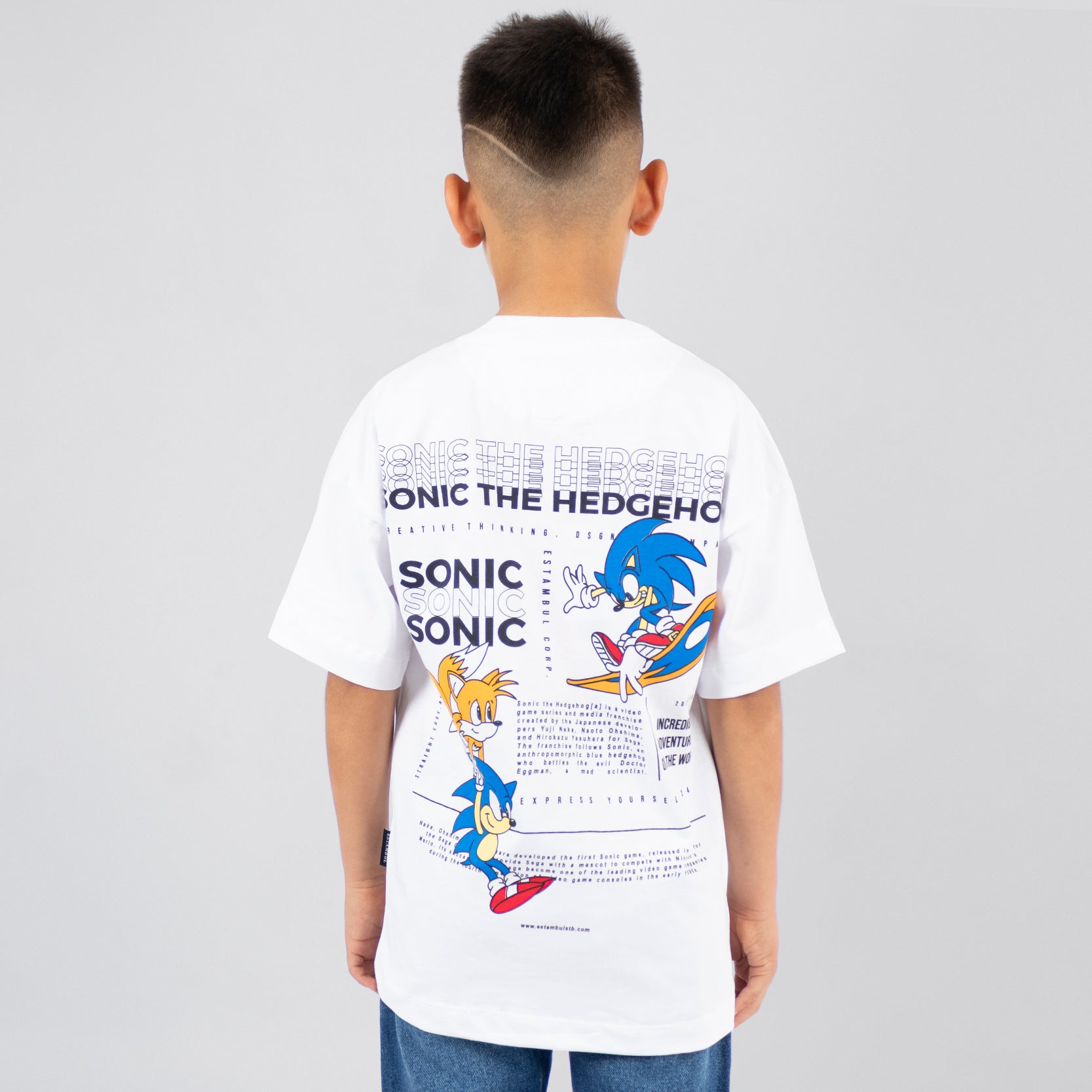 Oversize niño sonic