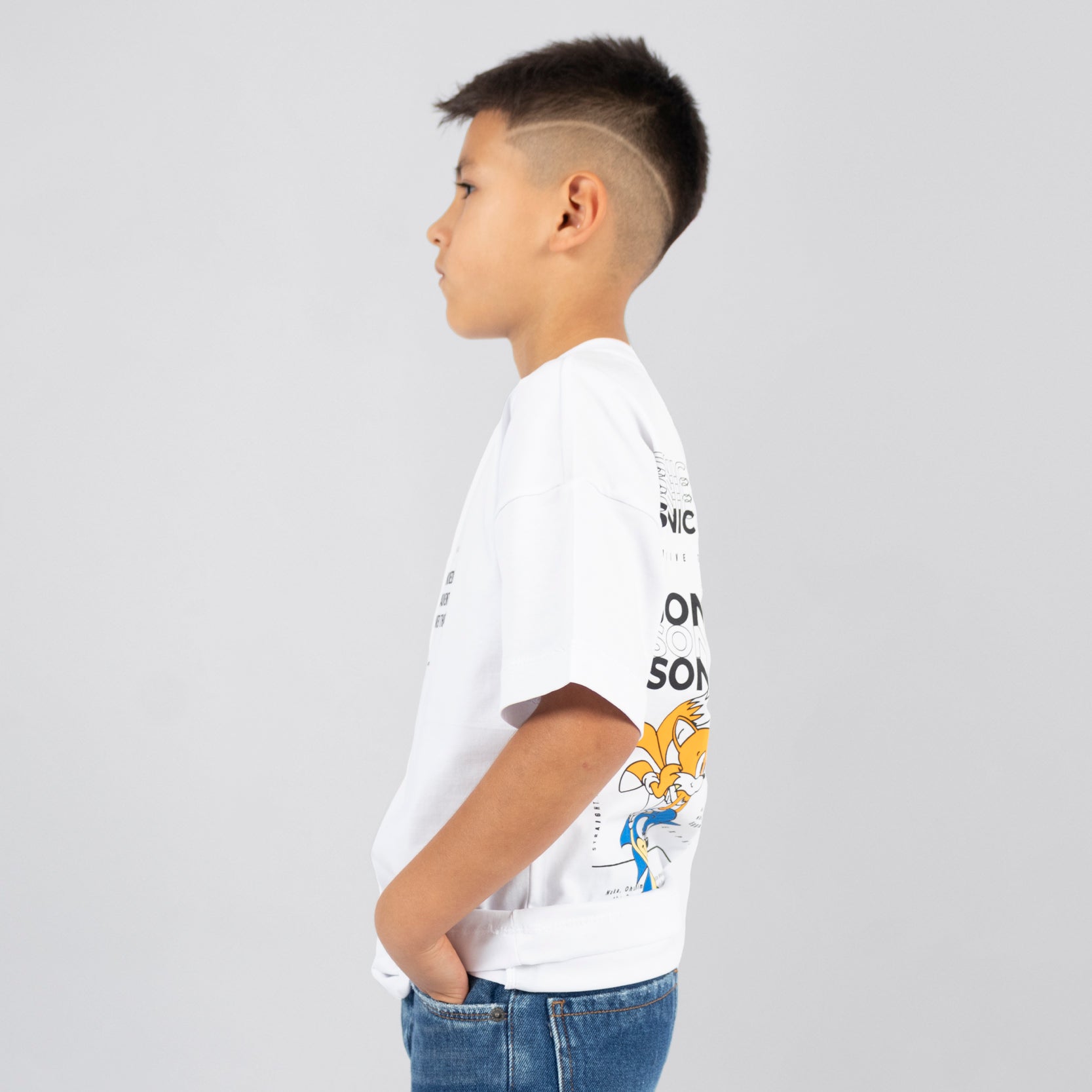 Oversize niño sonic