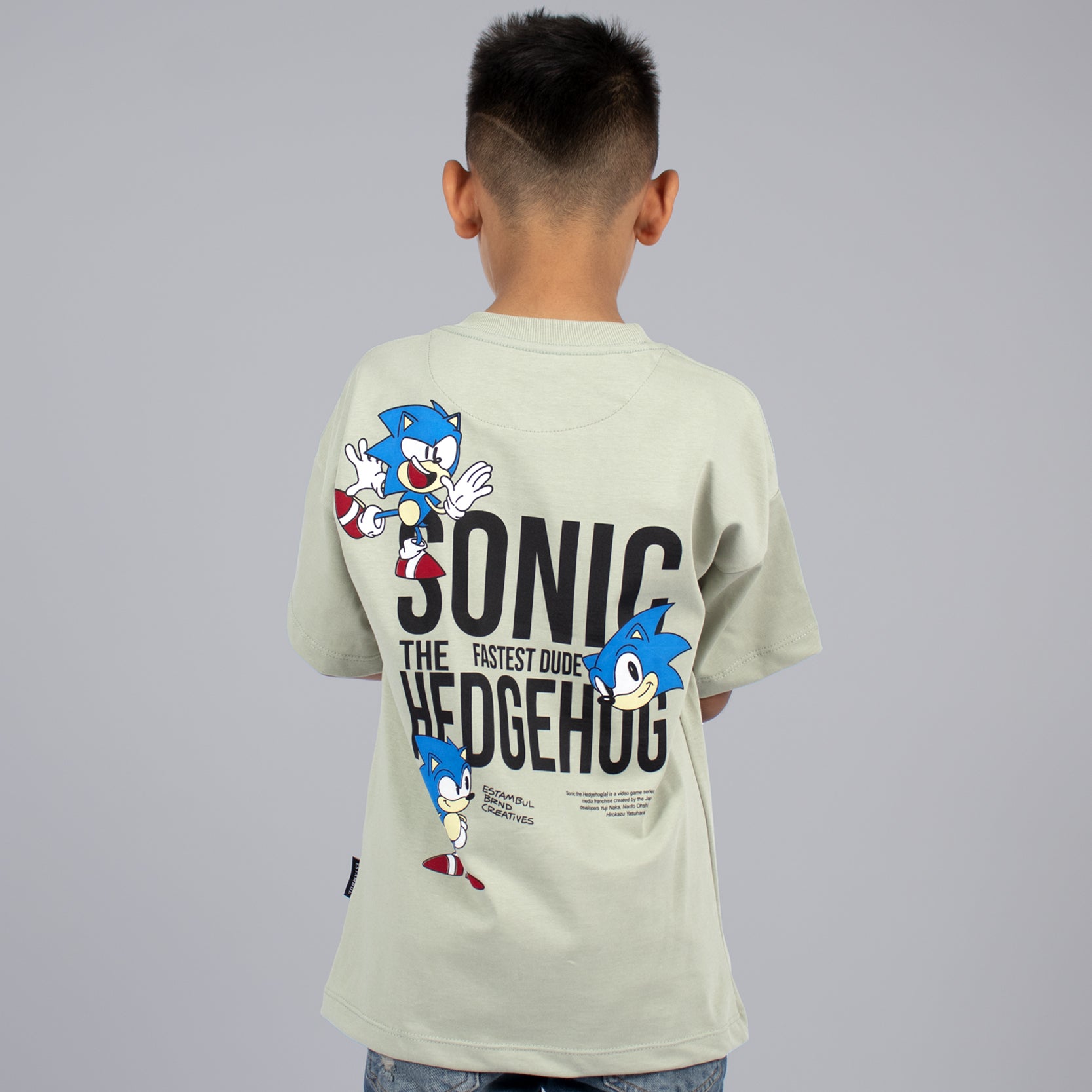 Oversize niño sonic