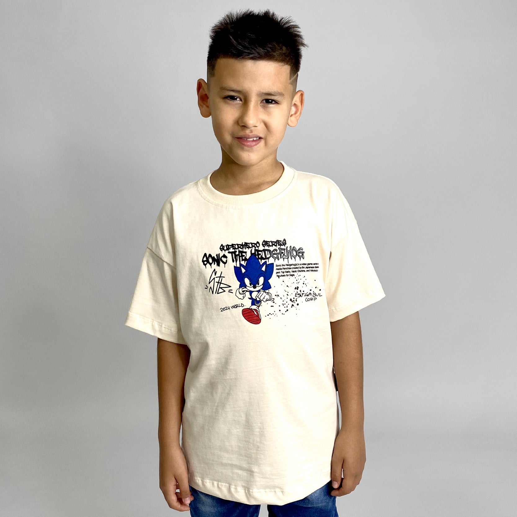 Oversize niño sonic