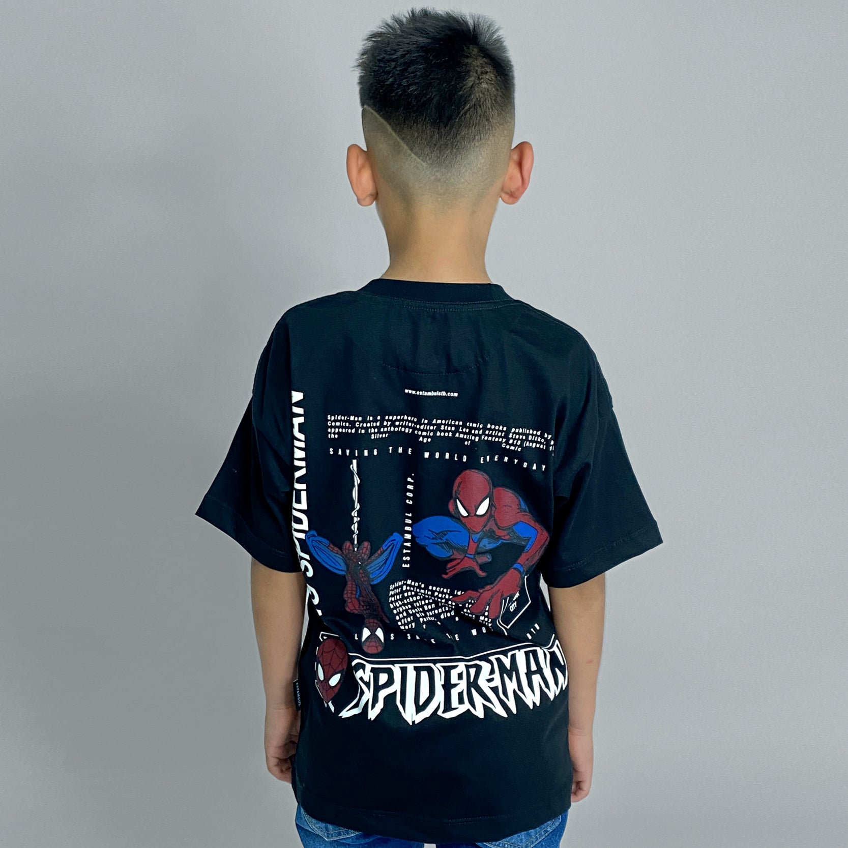 Oversize niño Spiderman