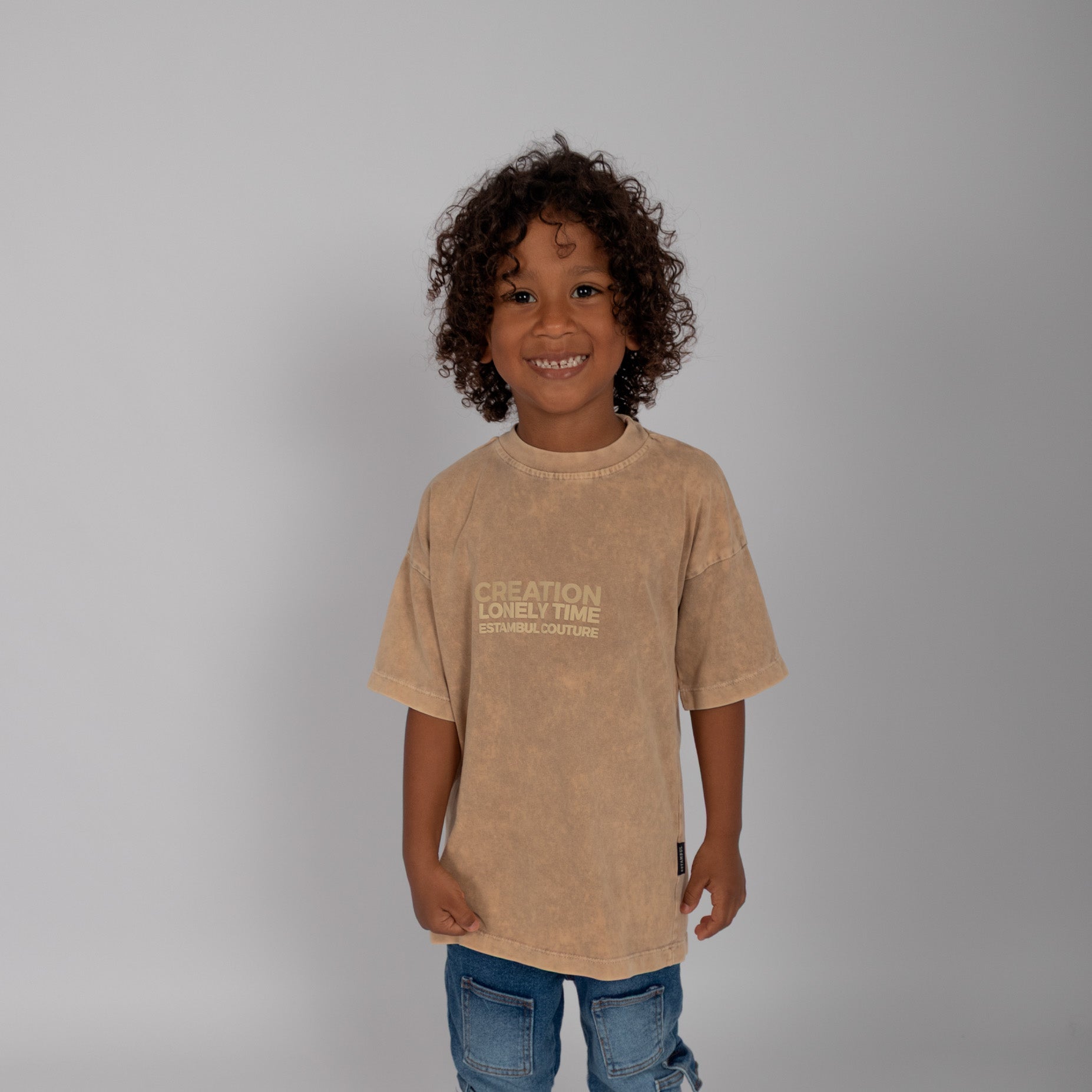 Oversize niño degrade creation lonely