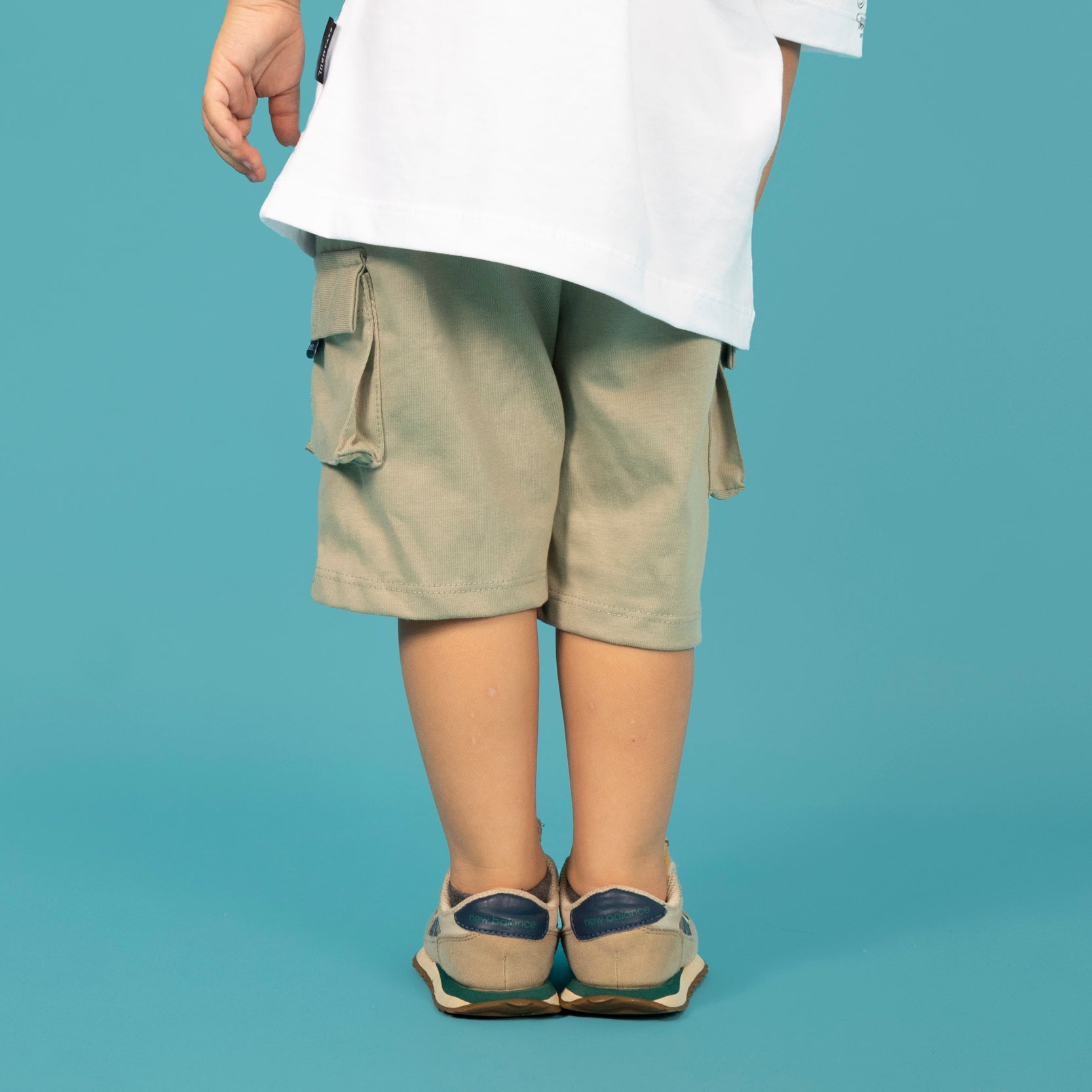 Pantaloneta bebe olive