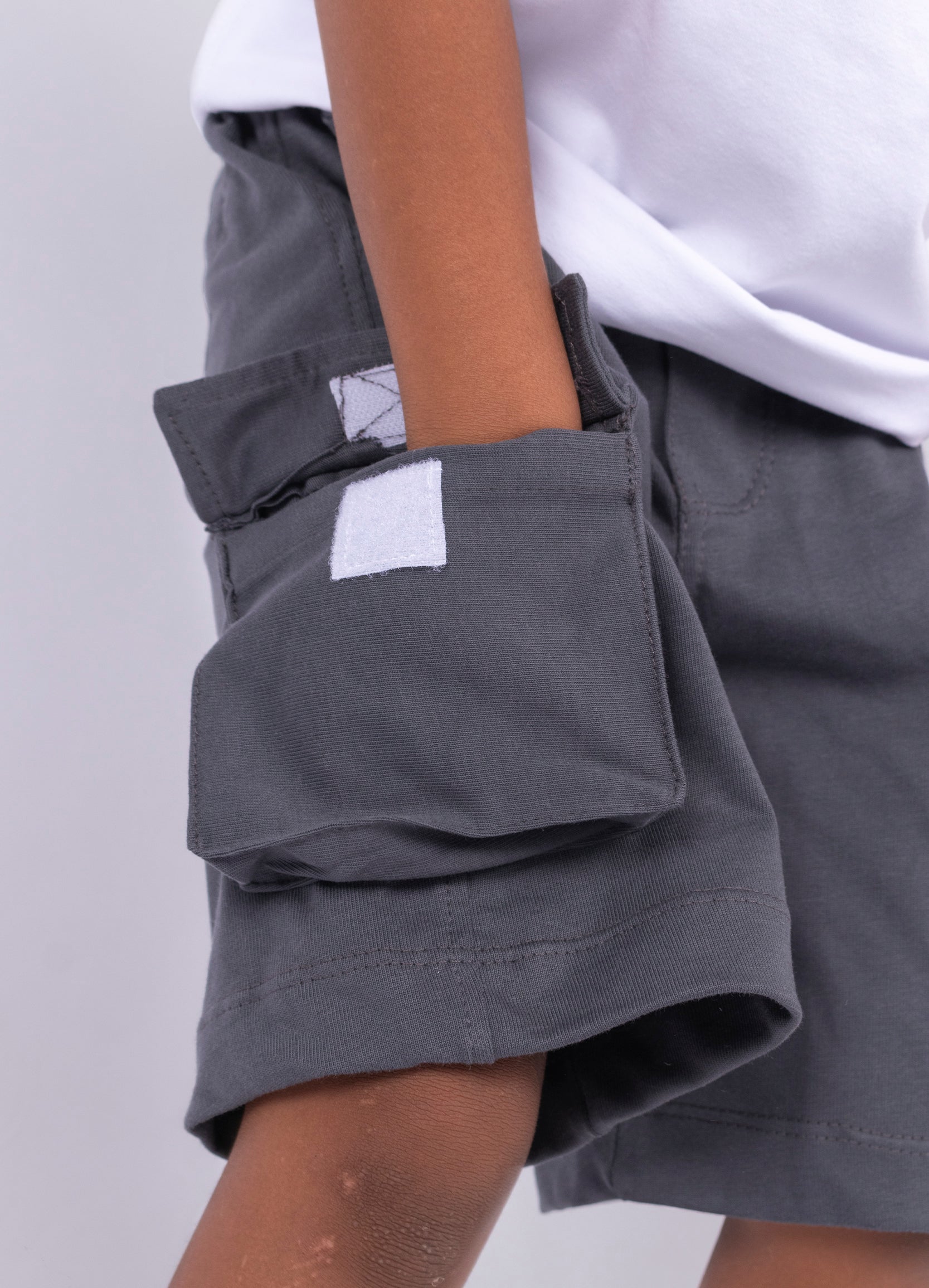 Pantaloneta niño Cargo Gris