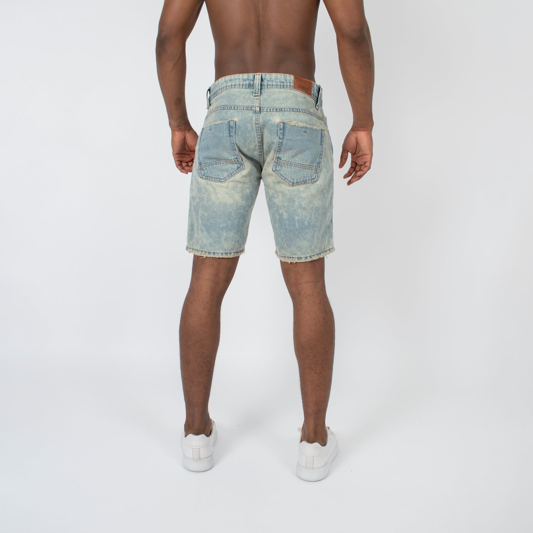 Bermuda hombre rotos