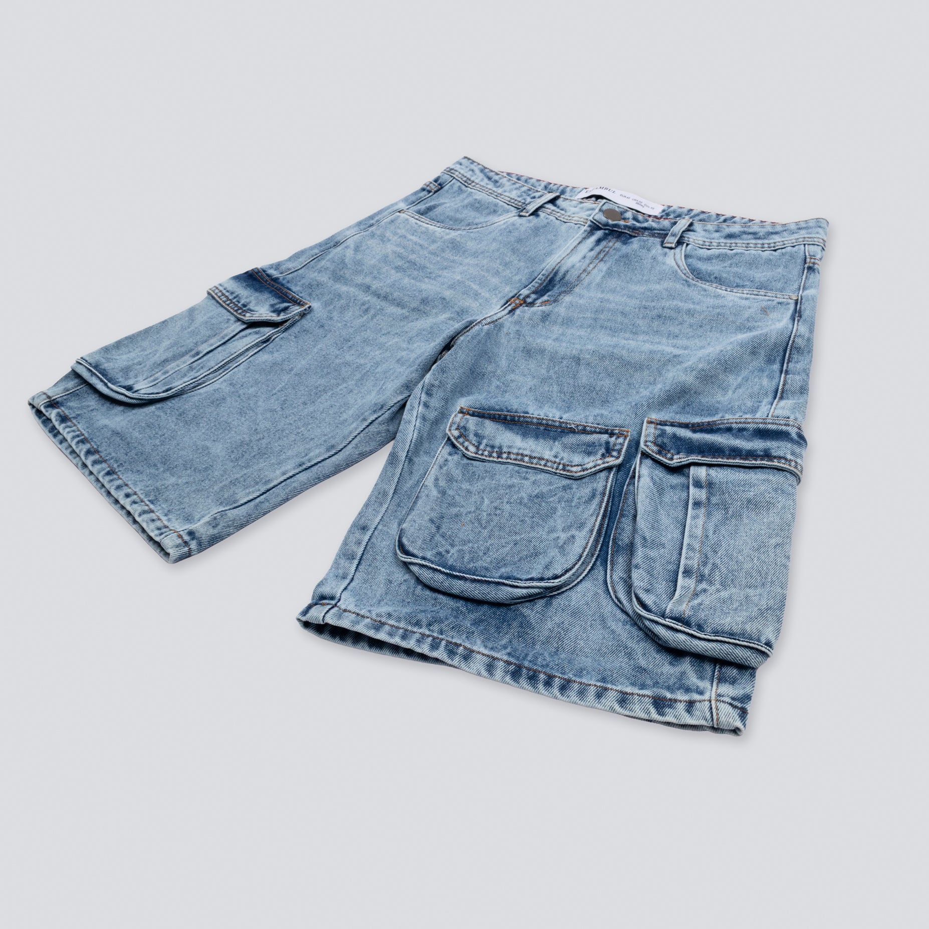 Bermuda hombre rotos