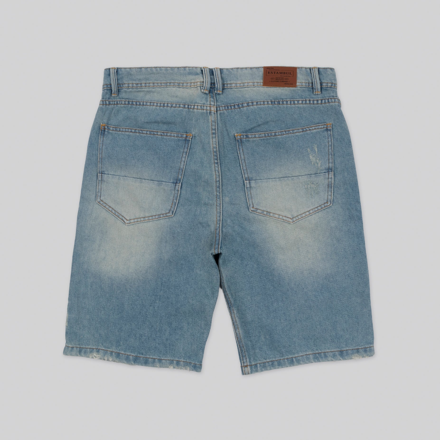 Bermuda hombre rotos