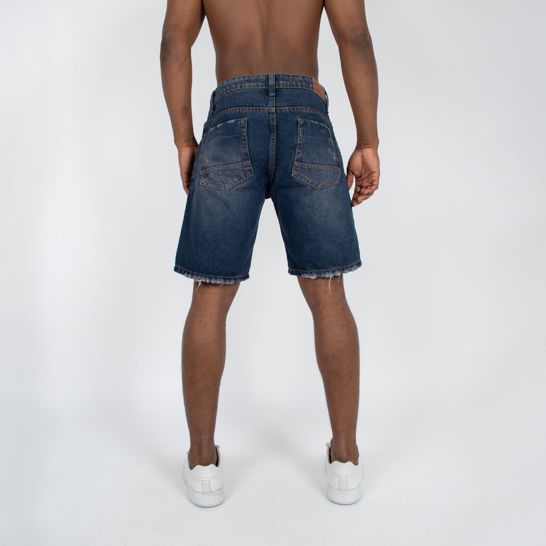 Bermuda hombre rotos