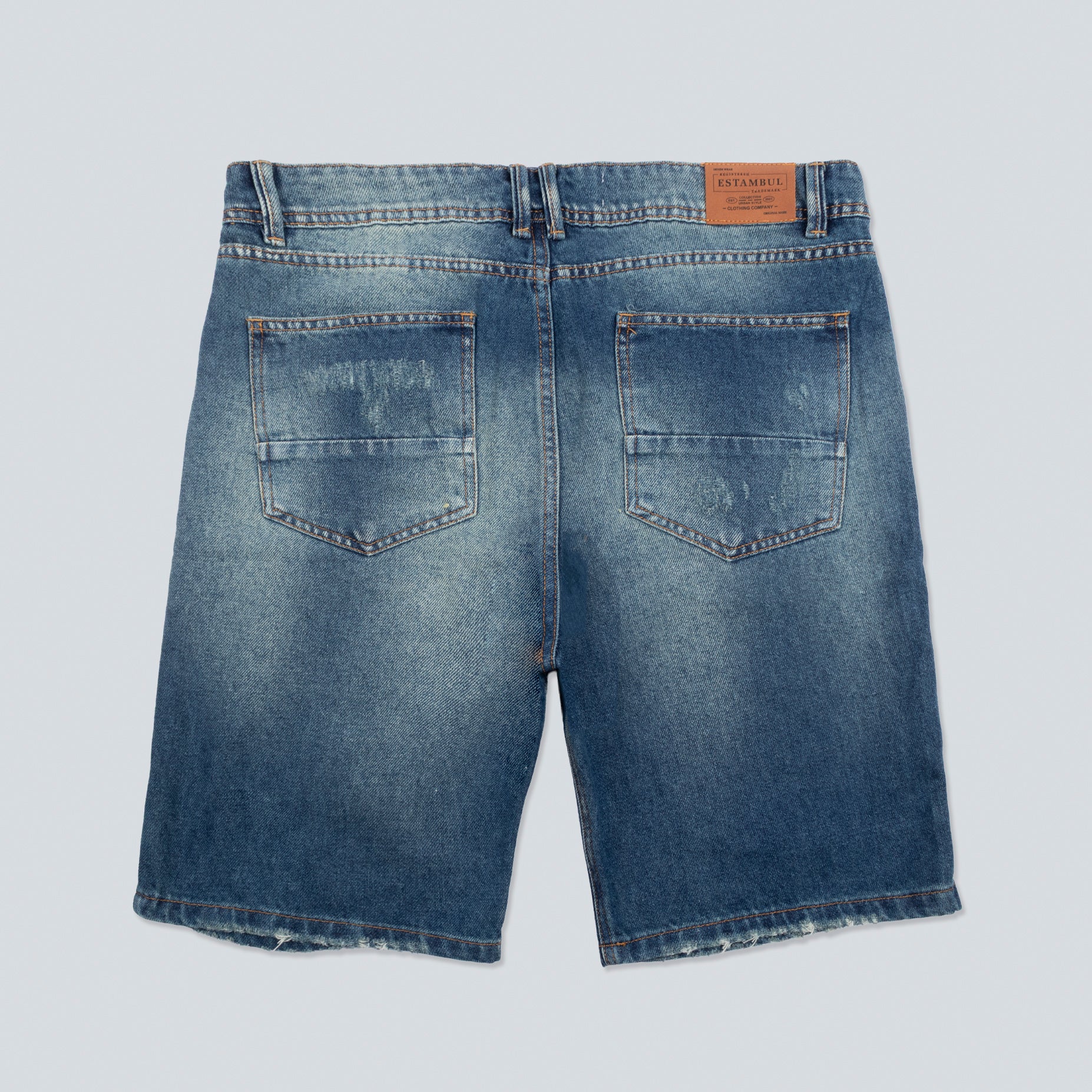 Bermuda hombre bordado