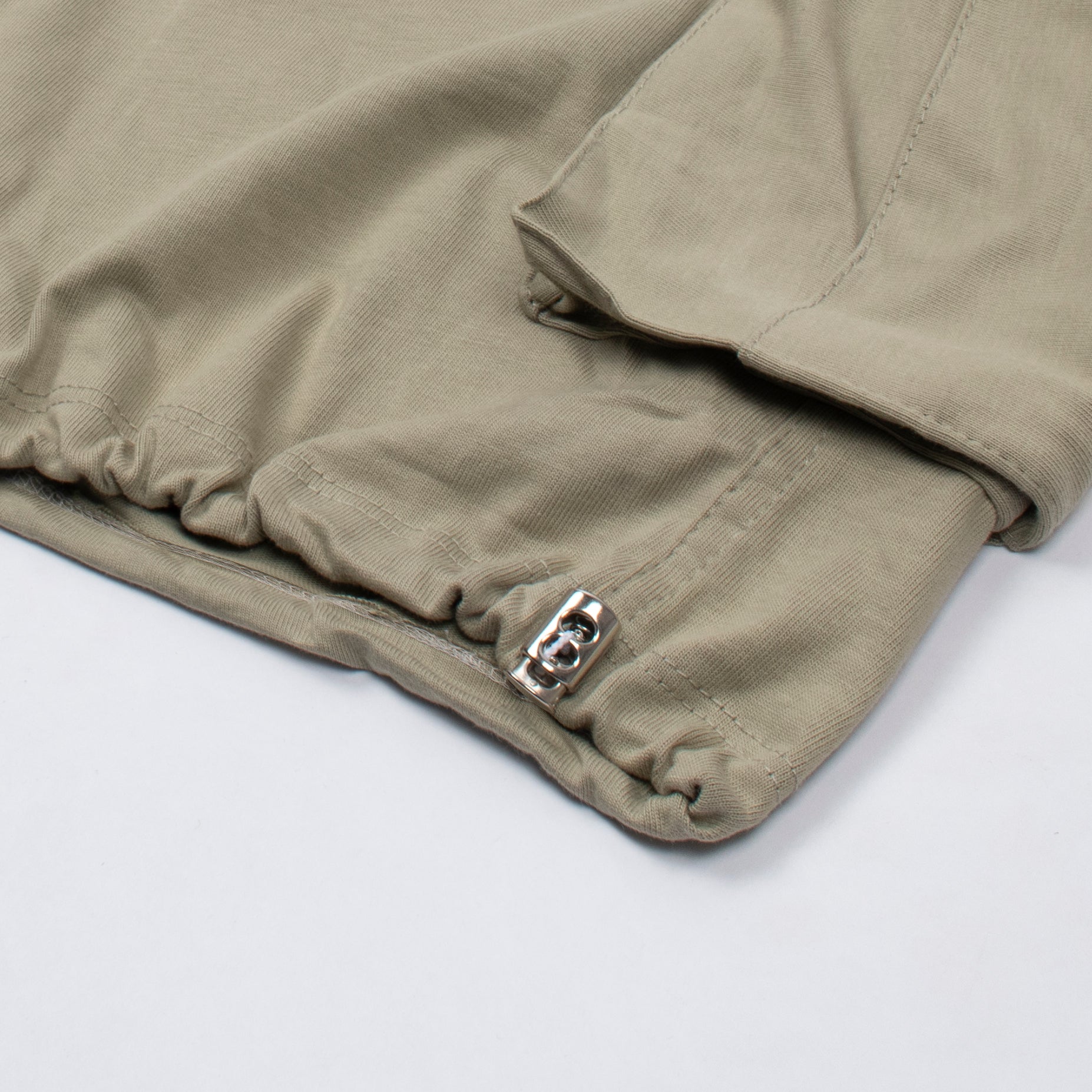 Pantaloneta hombre cargo olive
