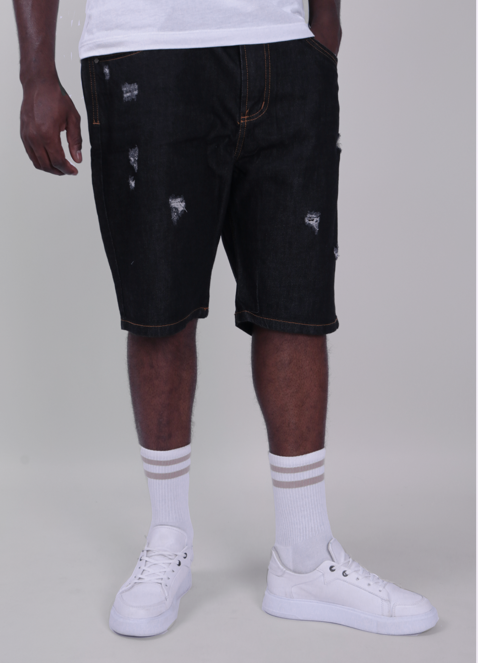 Bermuda hombre rigida oscura